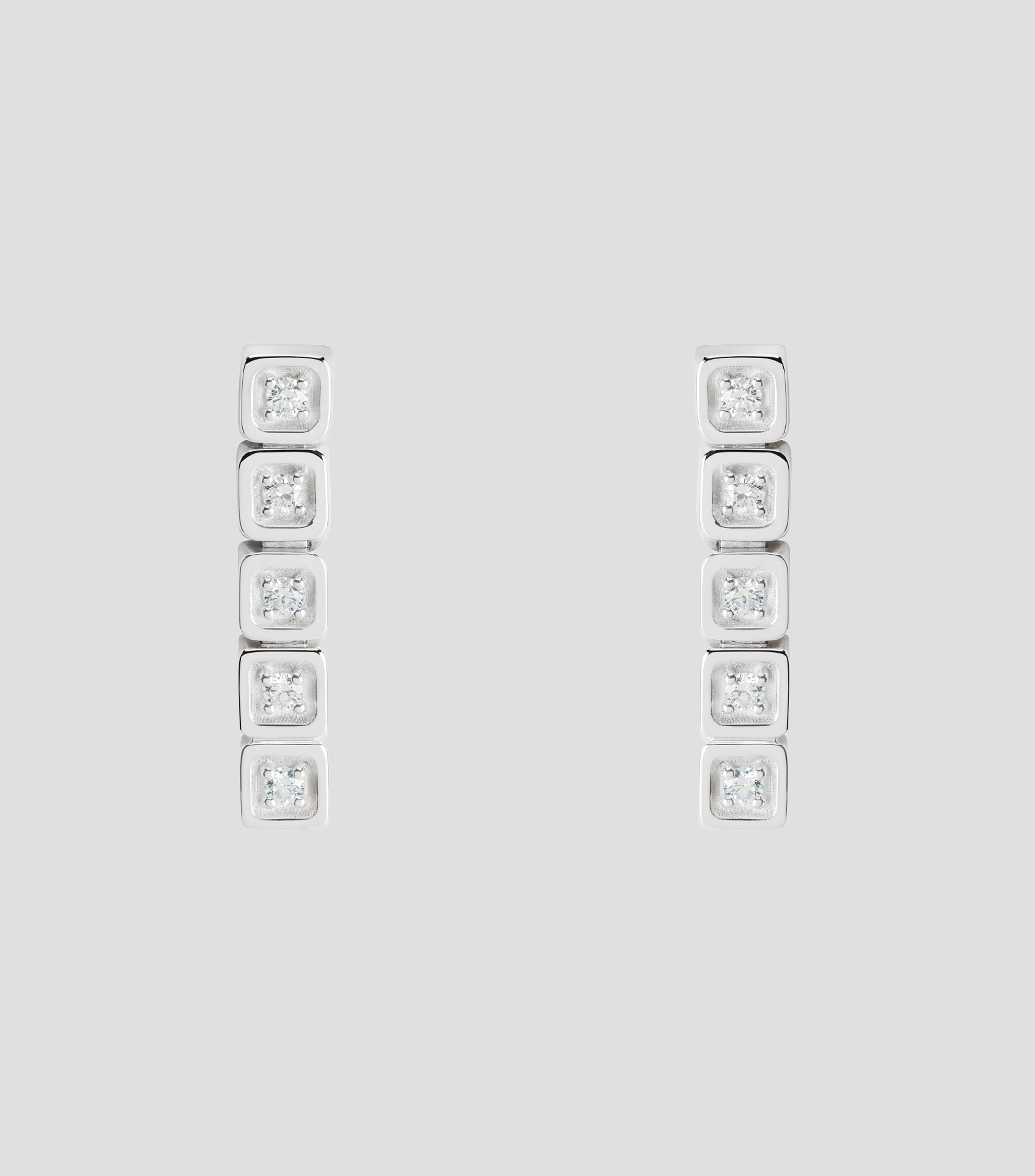 Aretes Tablilla Larga en plata con Diamantes Xocolate Mujer