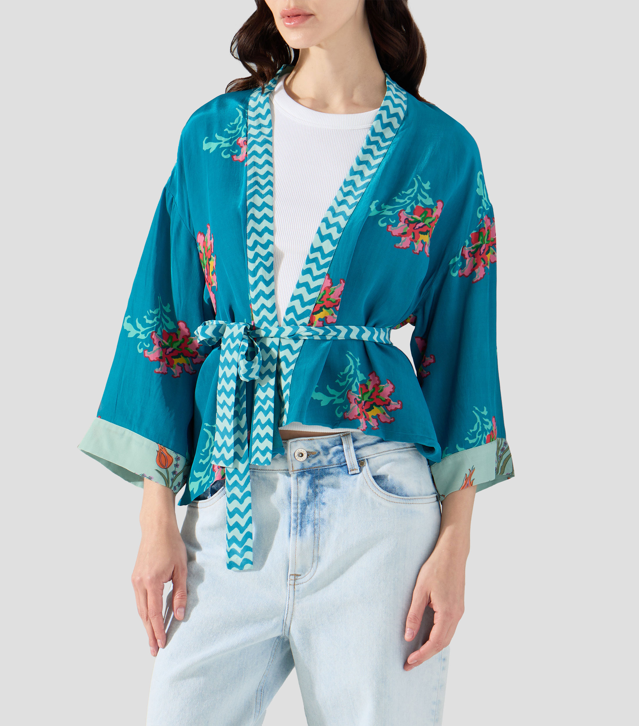 Kimono corto estampado Mujer
