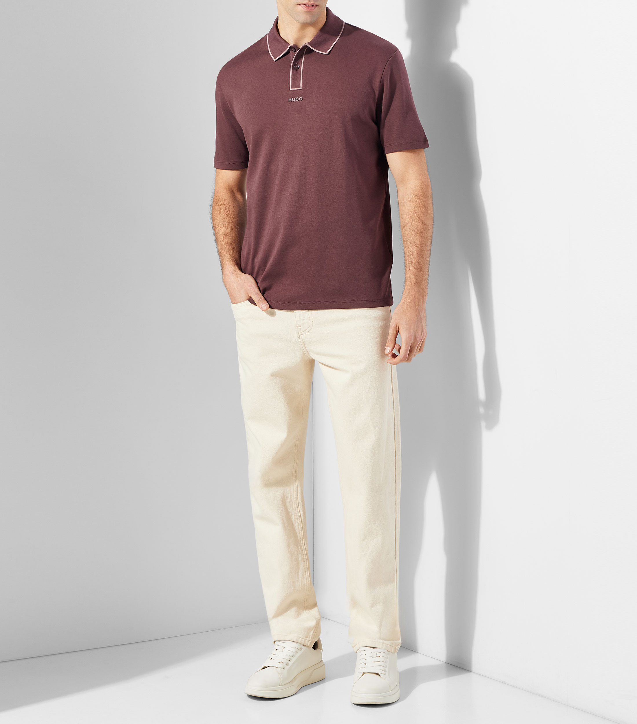 Playera tipo polo de punto de algodón con ribete en contraste Hombre