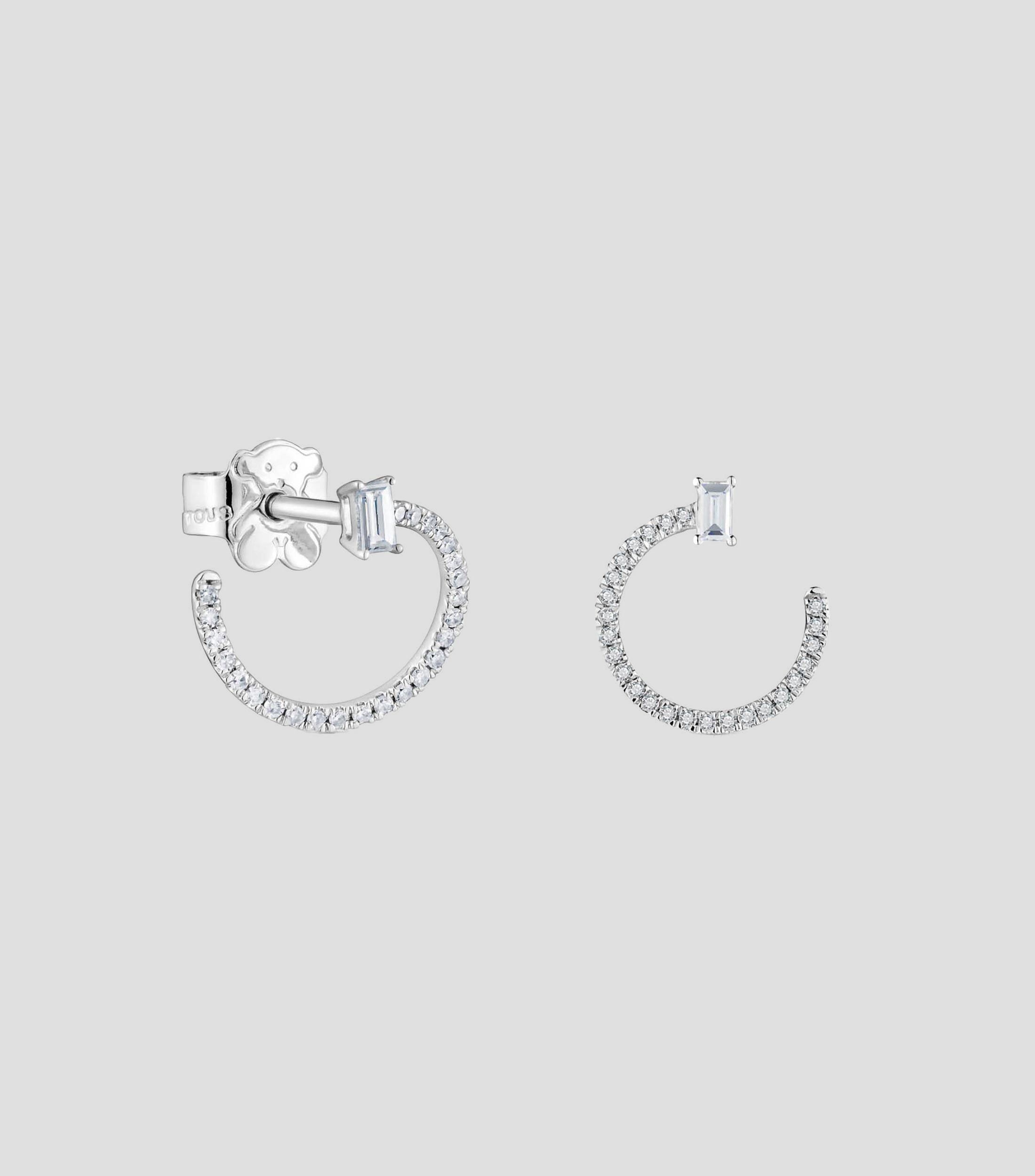 Pendientes en oro blanco de 18 kilates en forma de medio círculo con incrustación de diamantes Mujer