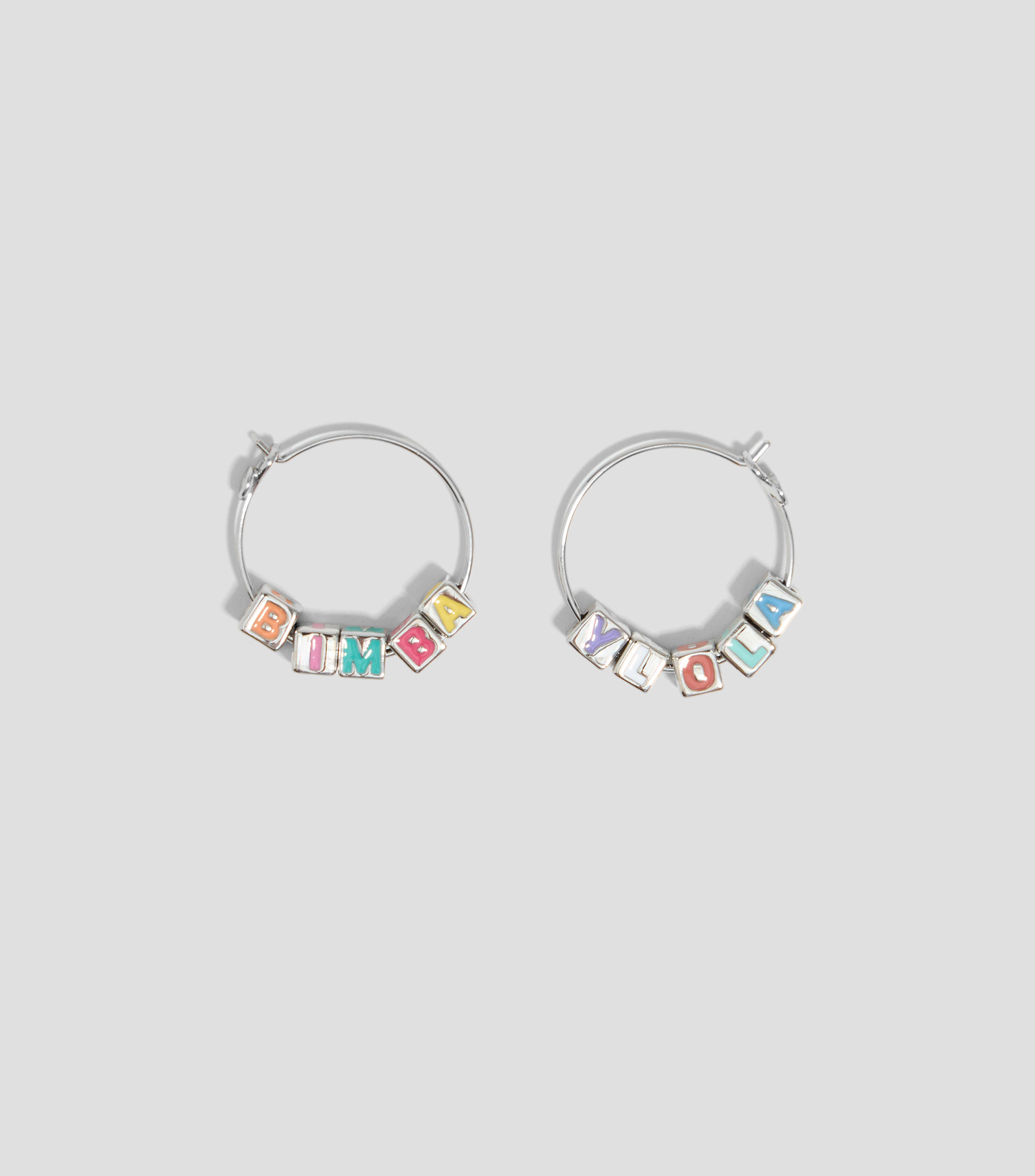 Pendientes aro logo dados plateado Mujer