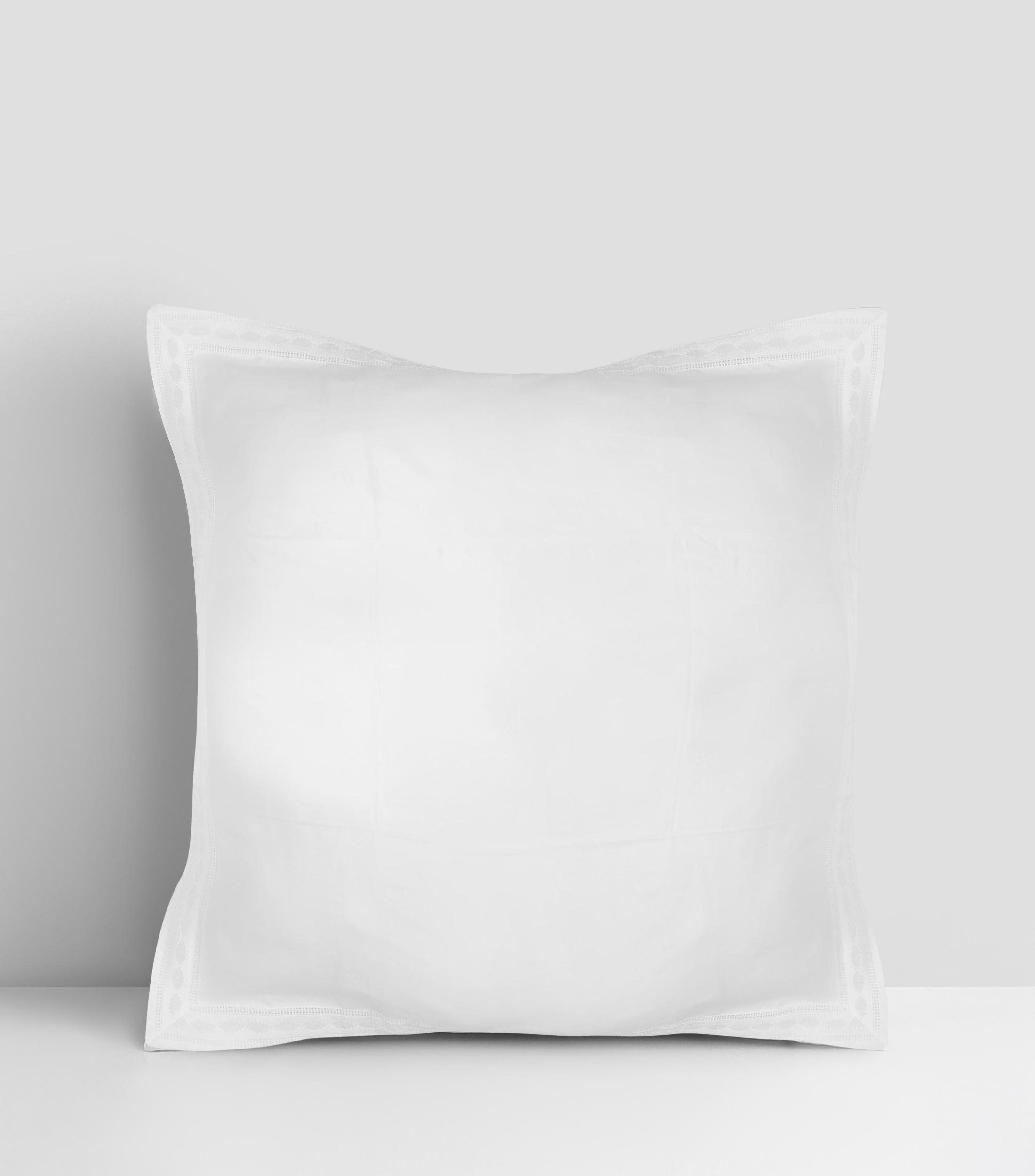 Funda para cojín Euro de algodón Silvia Blanco