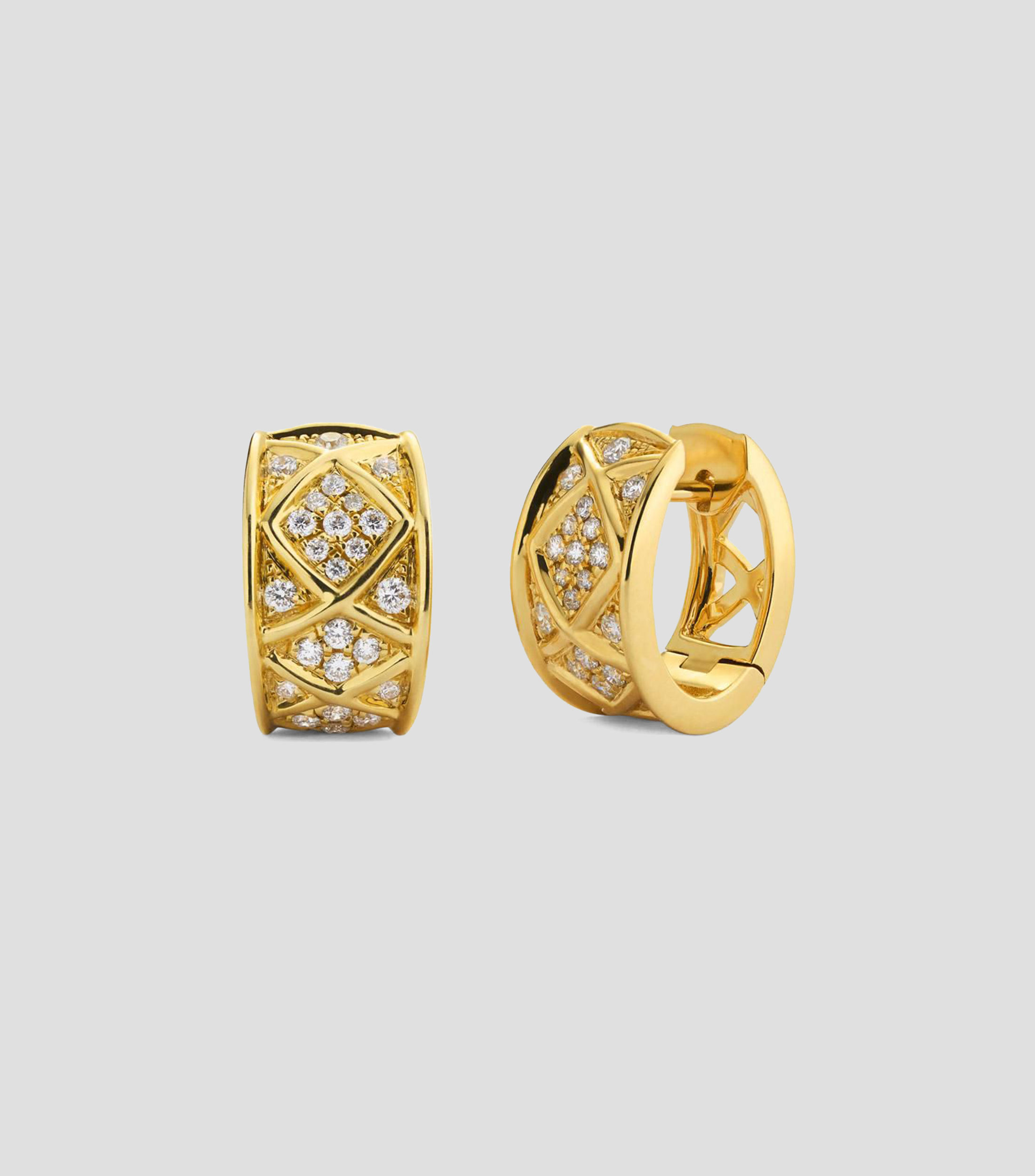 Aretes en Oro amarillo de 18 Kilates con diamantes Mujer