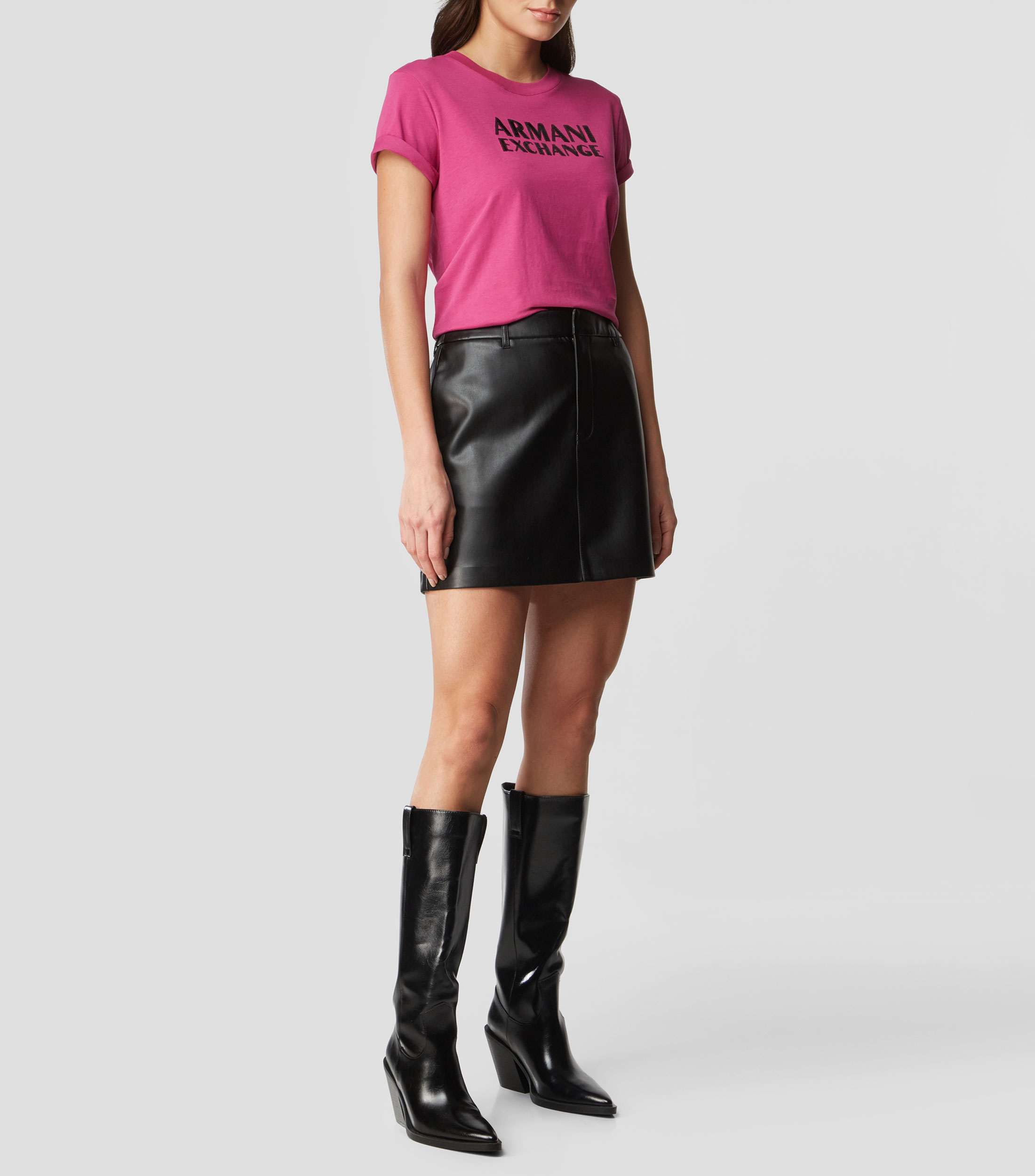 Playera de cuello redondo y manga corta Mujer