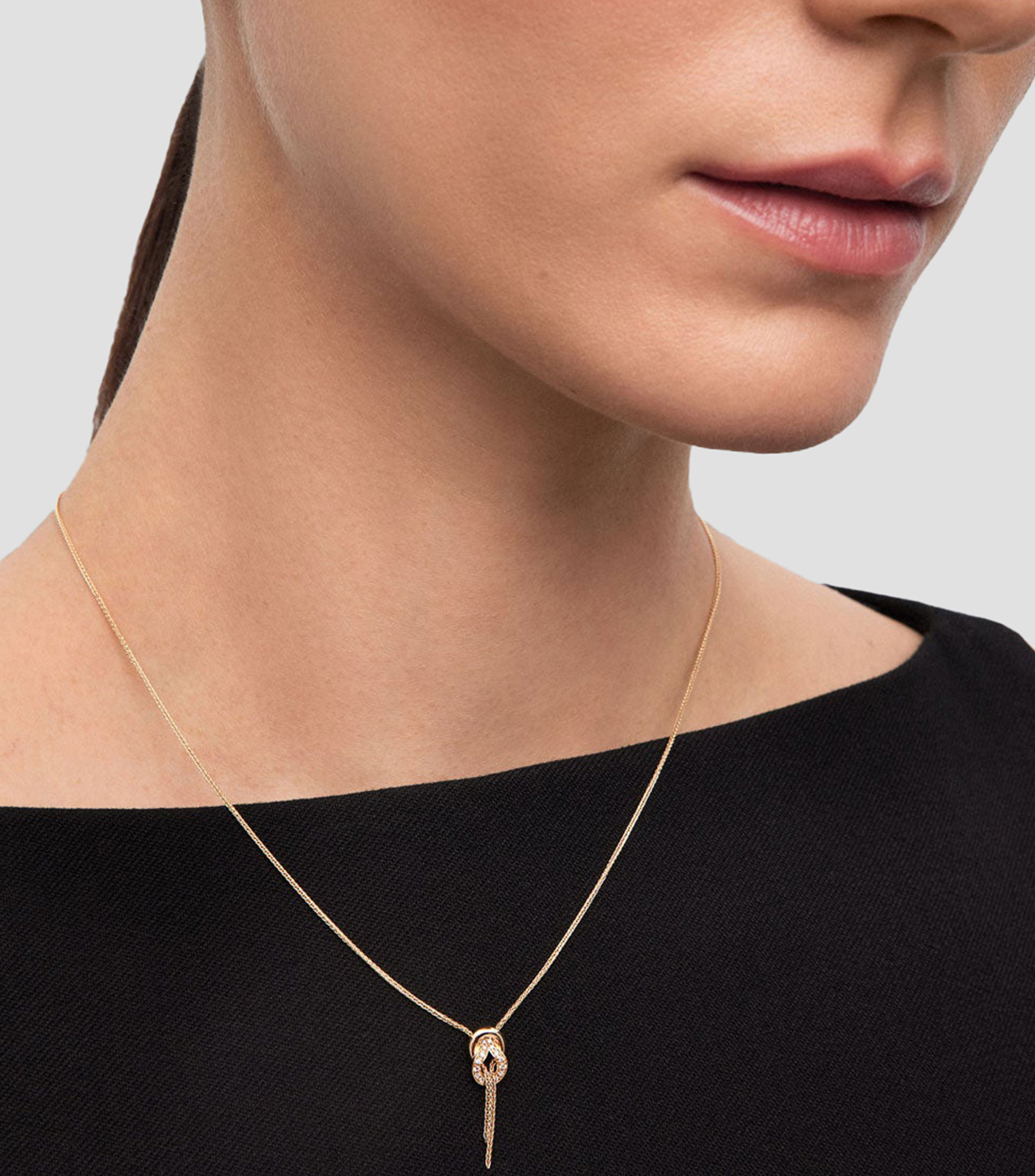 Collar oro amarillo de 18 kilates dije de nudo Mujer