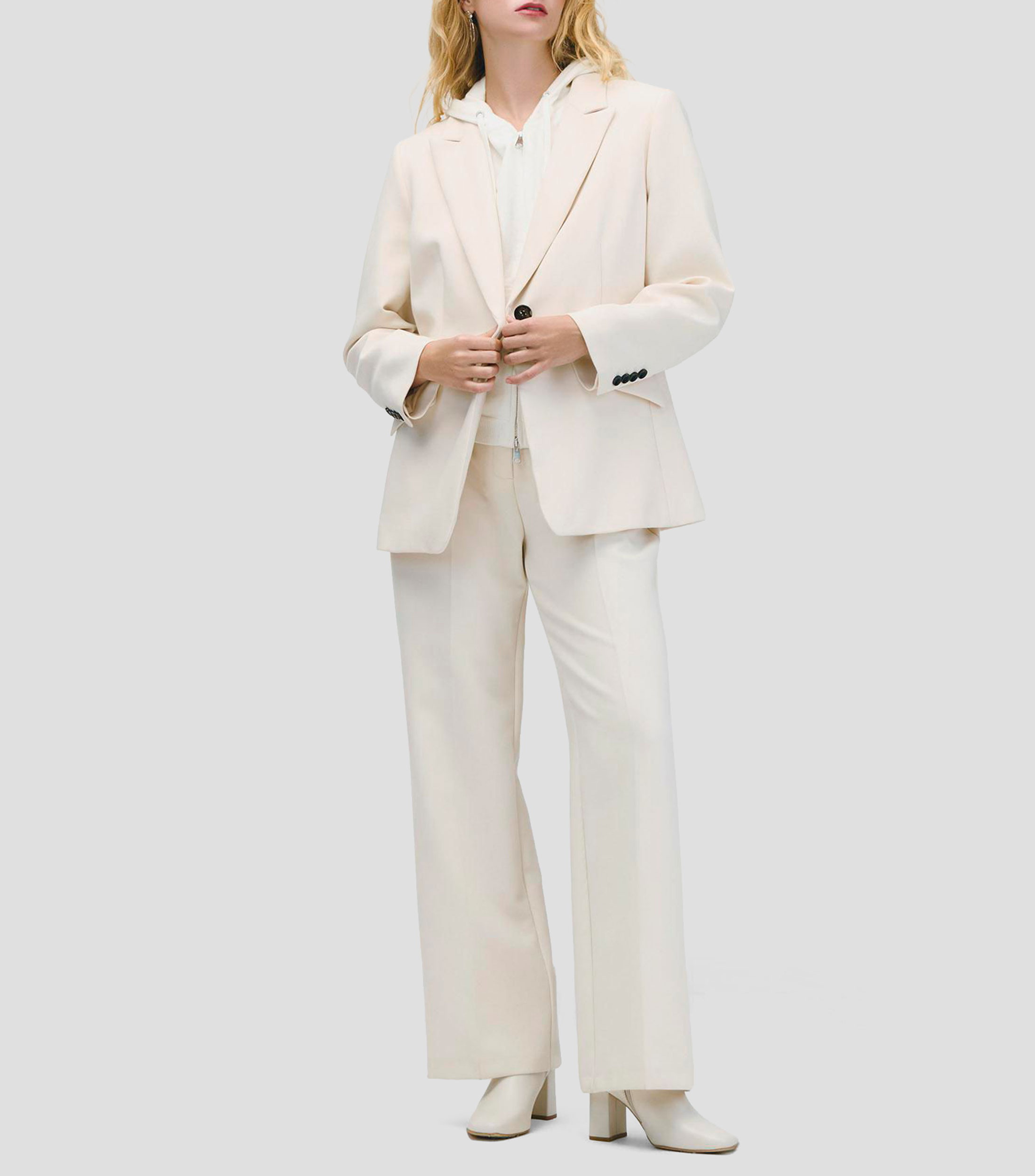 Blazer natural solapa de pico bolsas tipo cartera diagonal Mujer