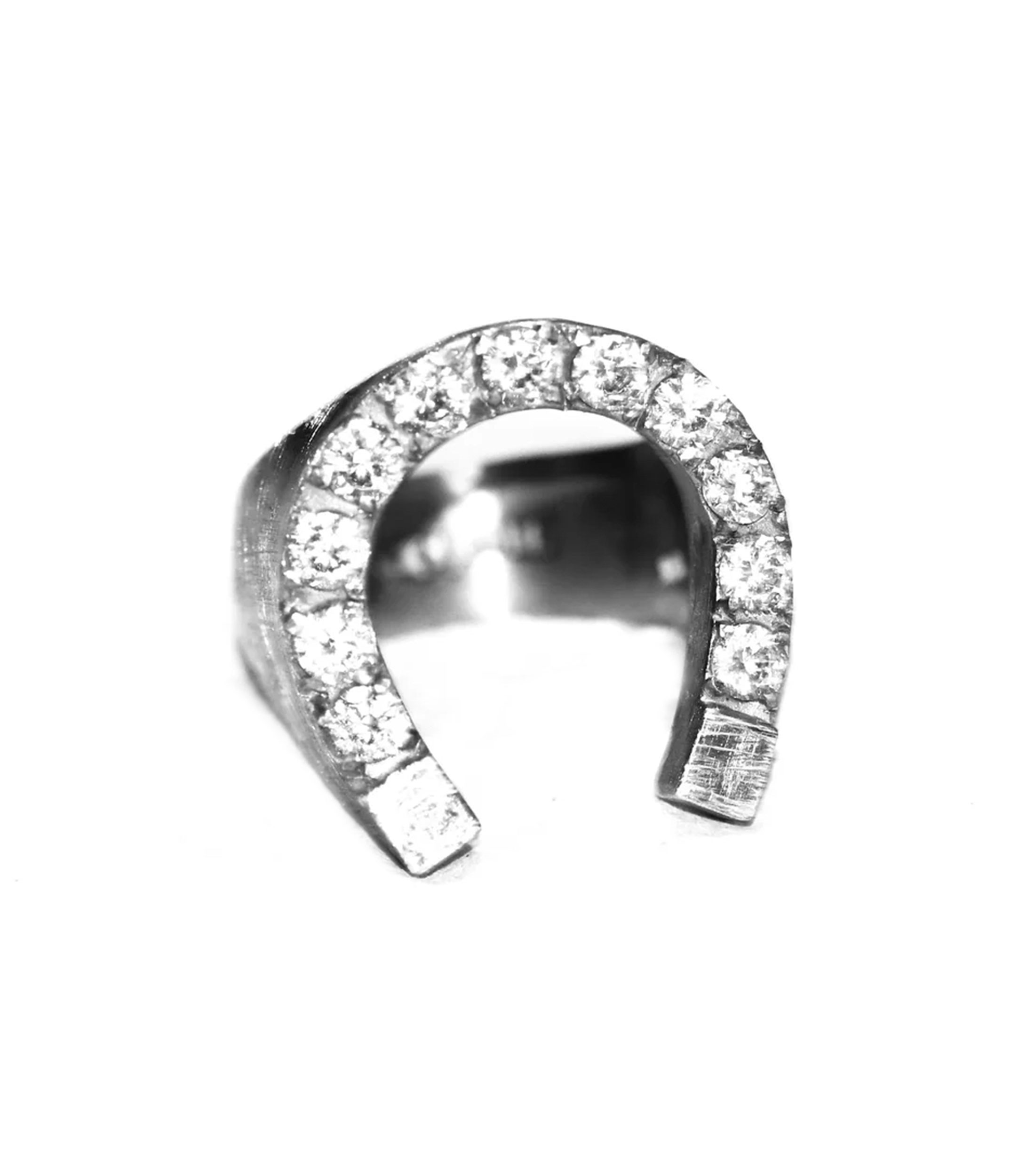 Anillo en plata .925 Herradura con zirconias Cubicas Hombre