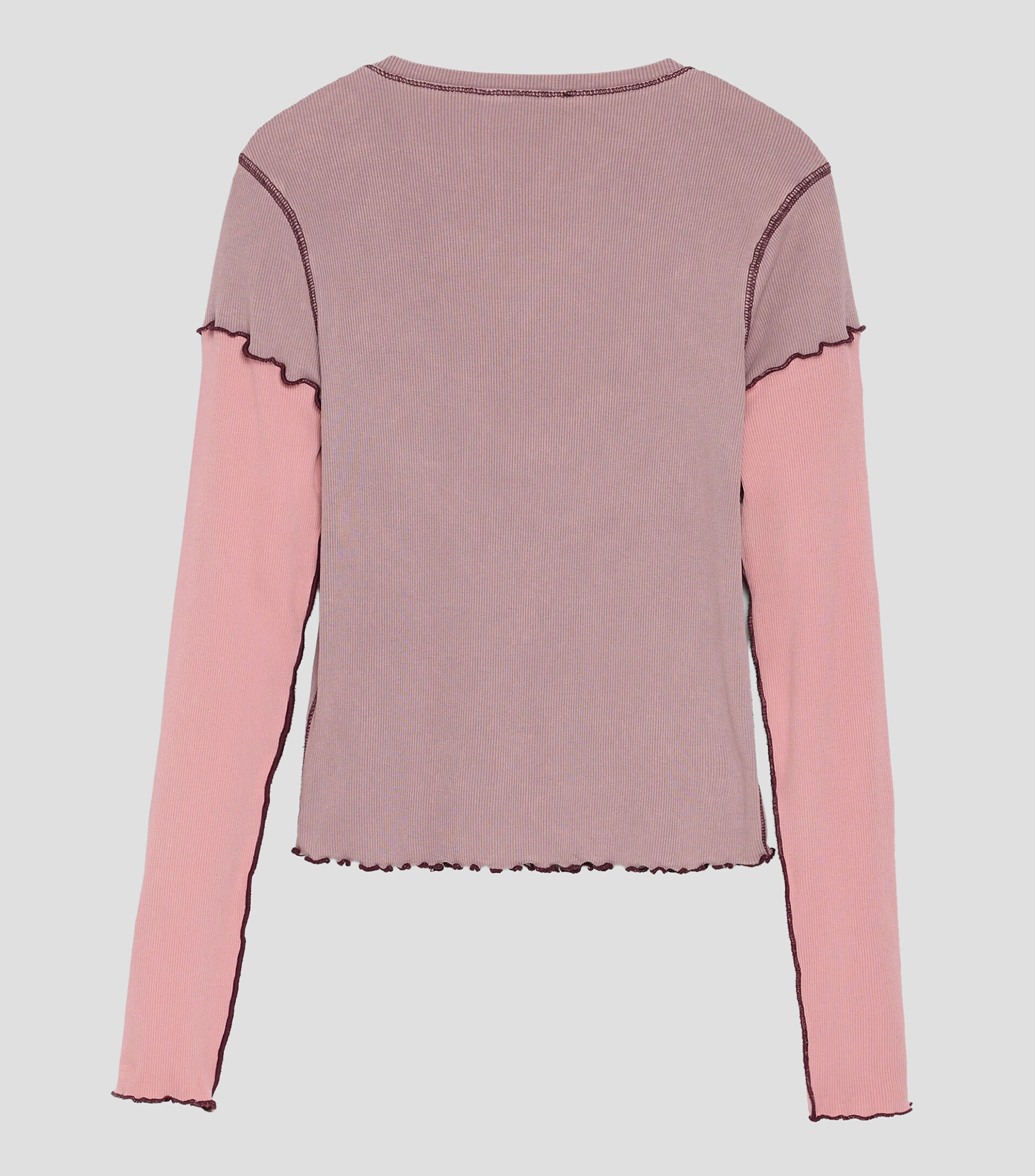 Playera cuello redondo manga larga con estampado Mujer