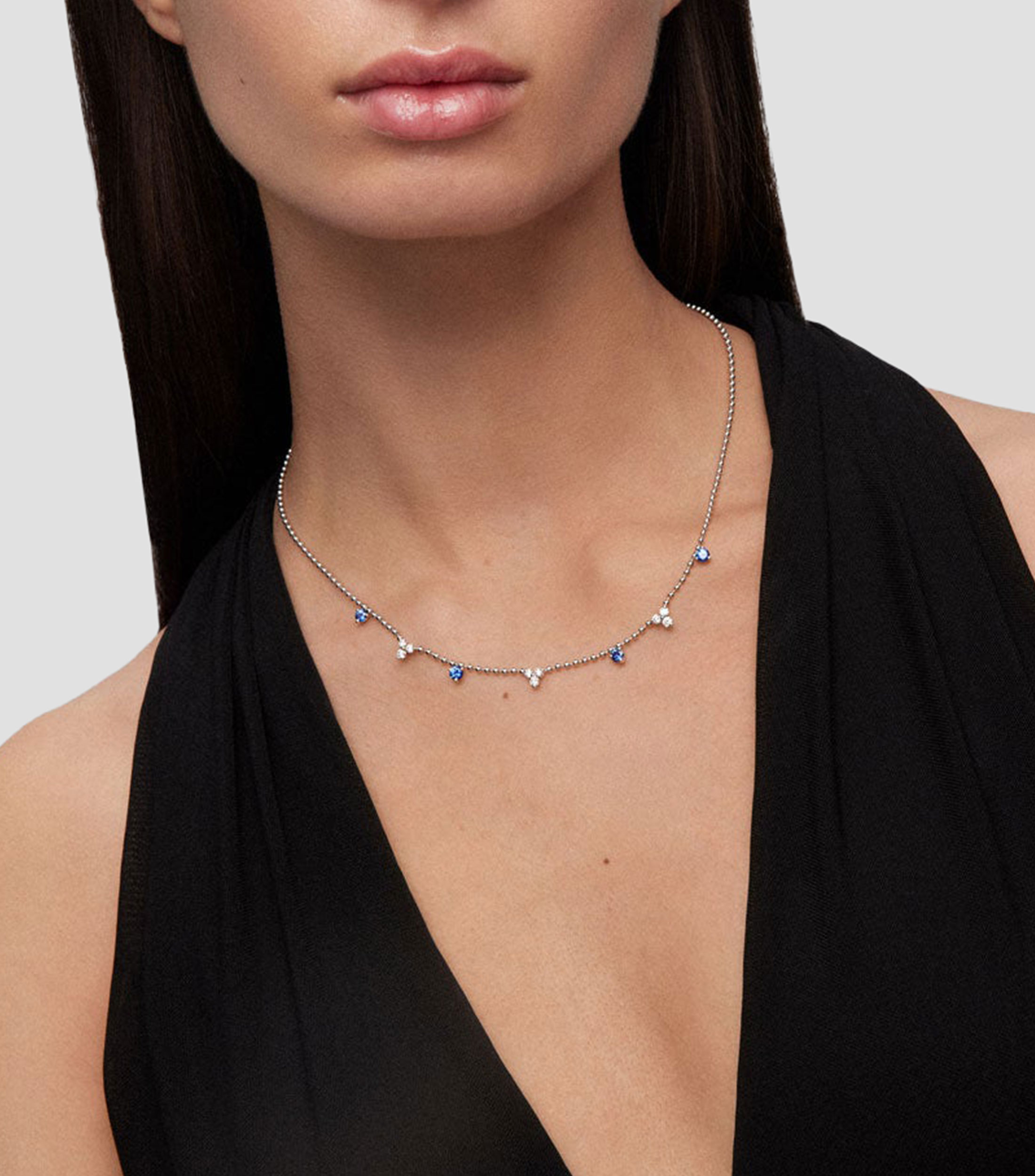 Collar oro blanco de 18 kilates con pedreria Mujer