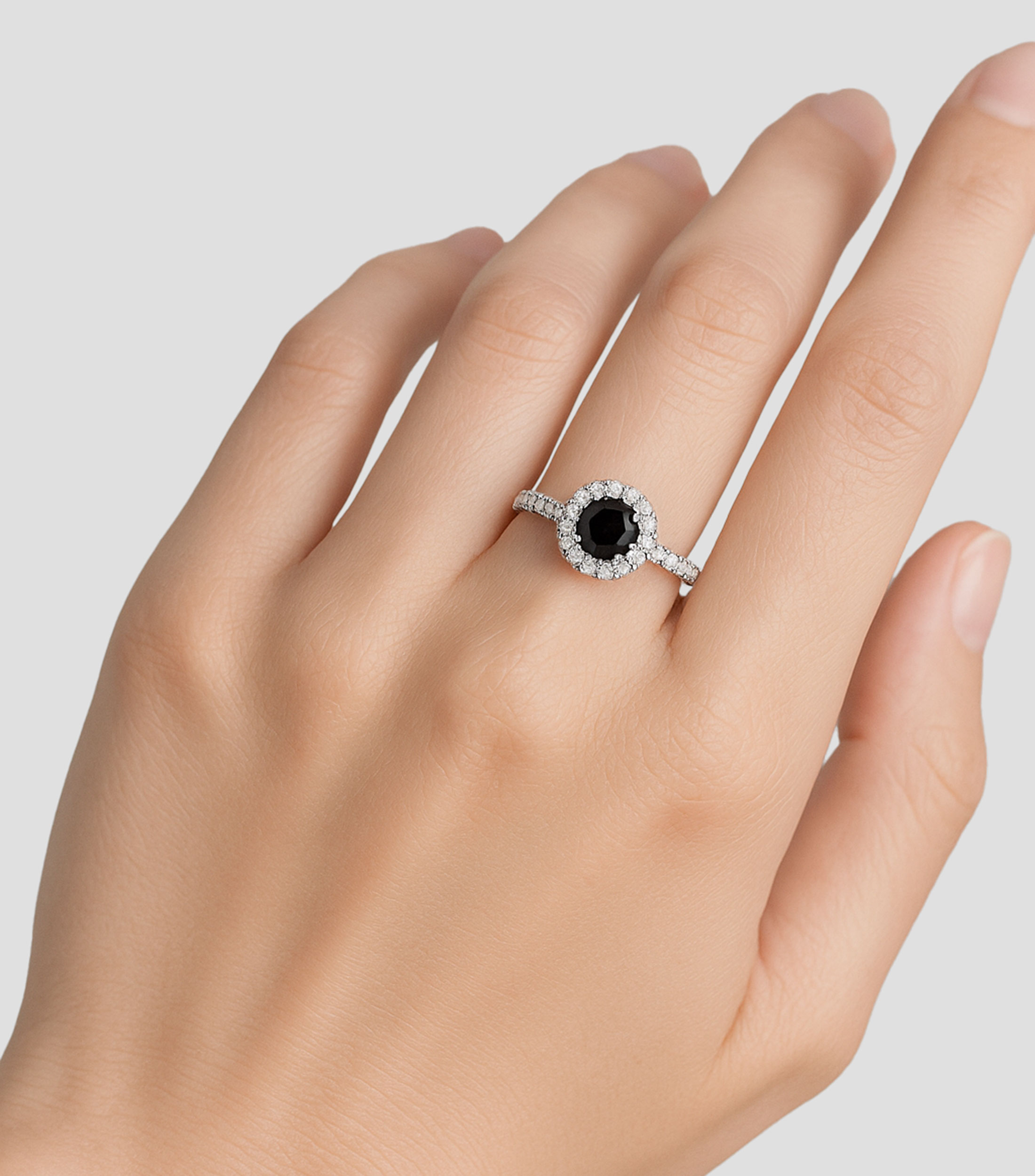 Anillo en oro blanco de 18 Kts con diamantes Mujer