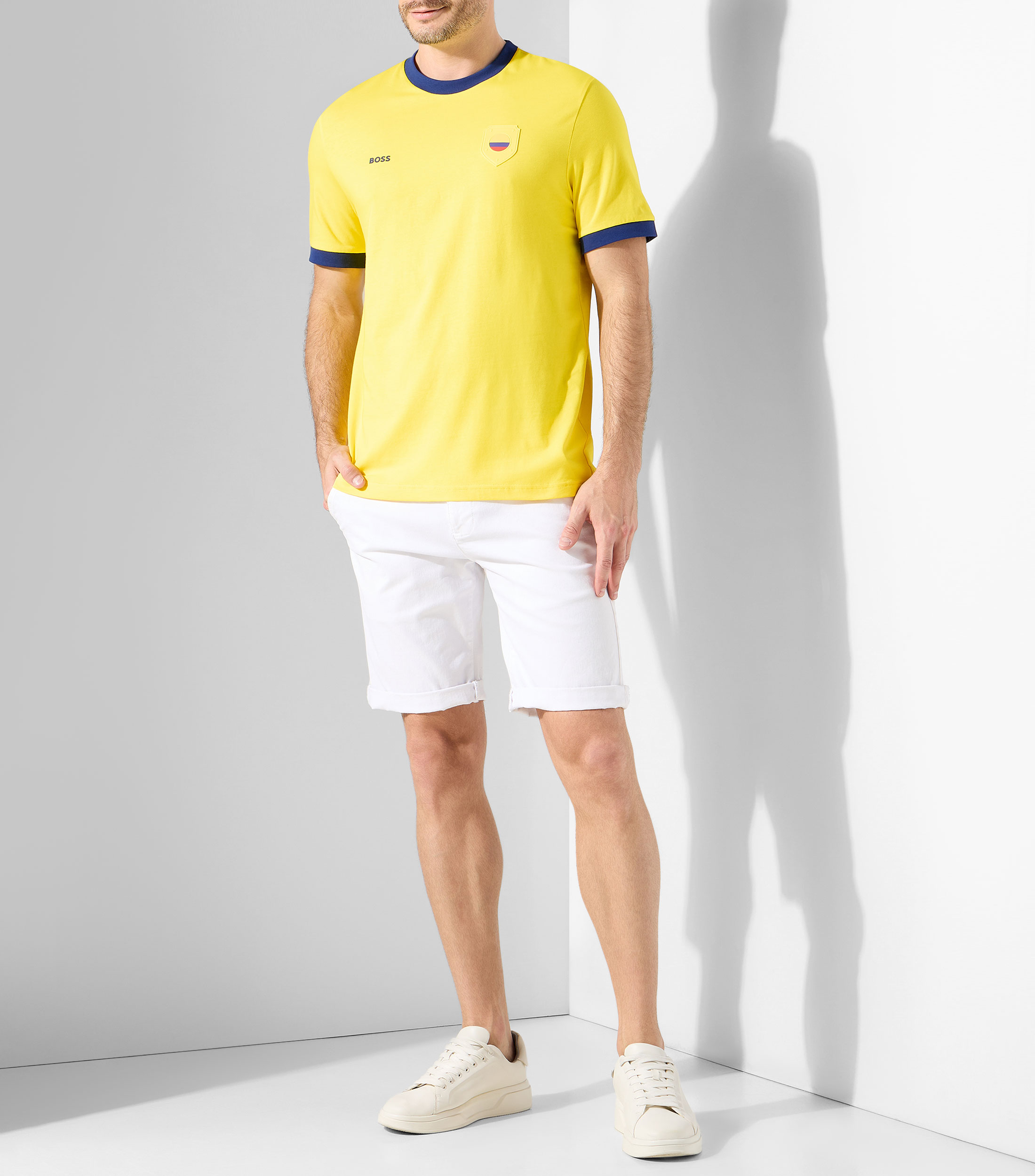 Playera cuello redondo manga corta sólida Colombia Hombre