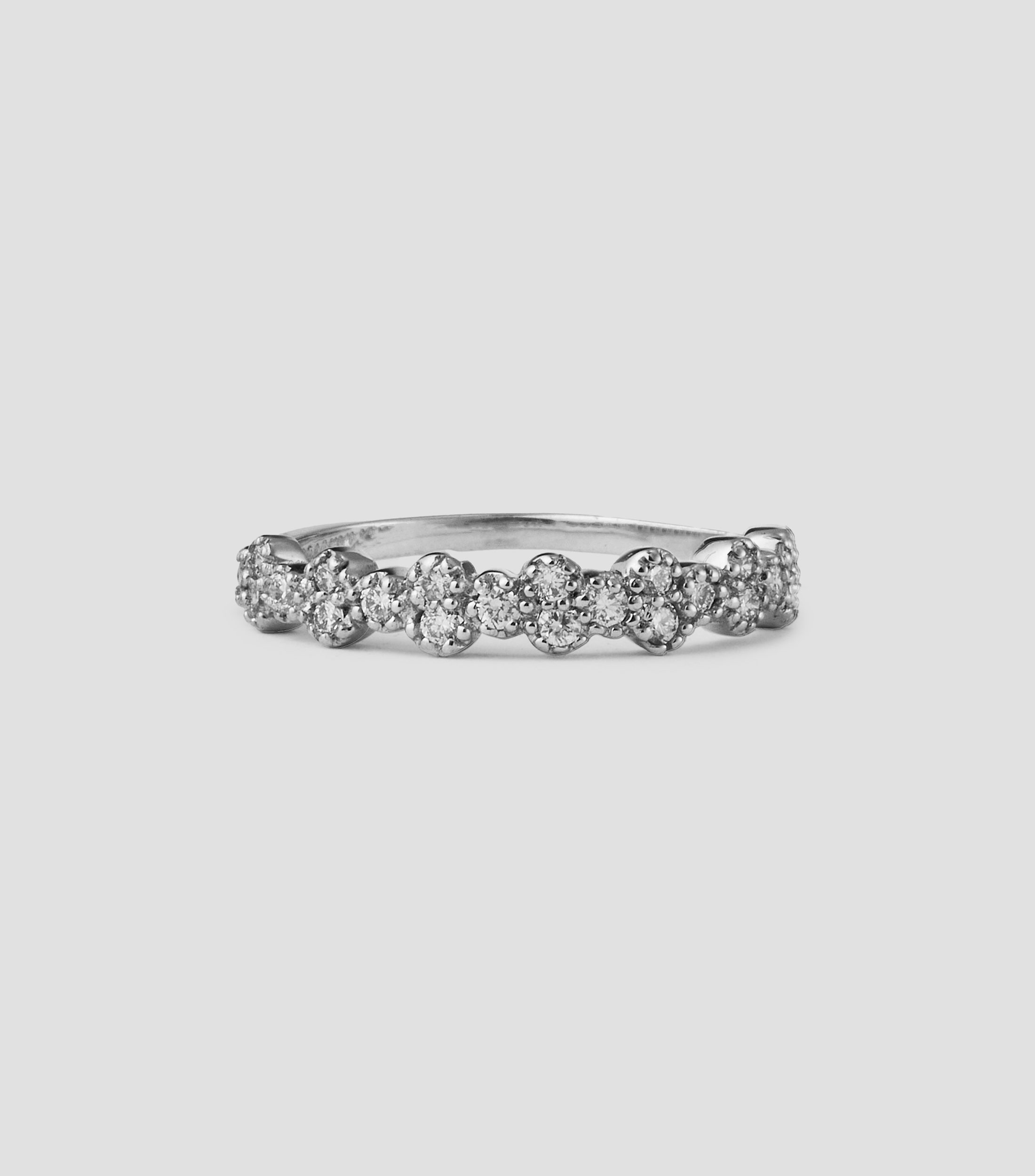 Anillo Churumbela en Oro Blanco de 14 Kilates con Incrustación Mujer