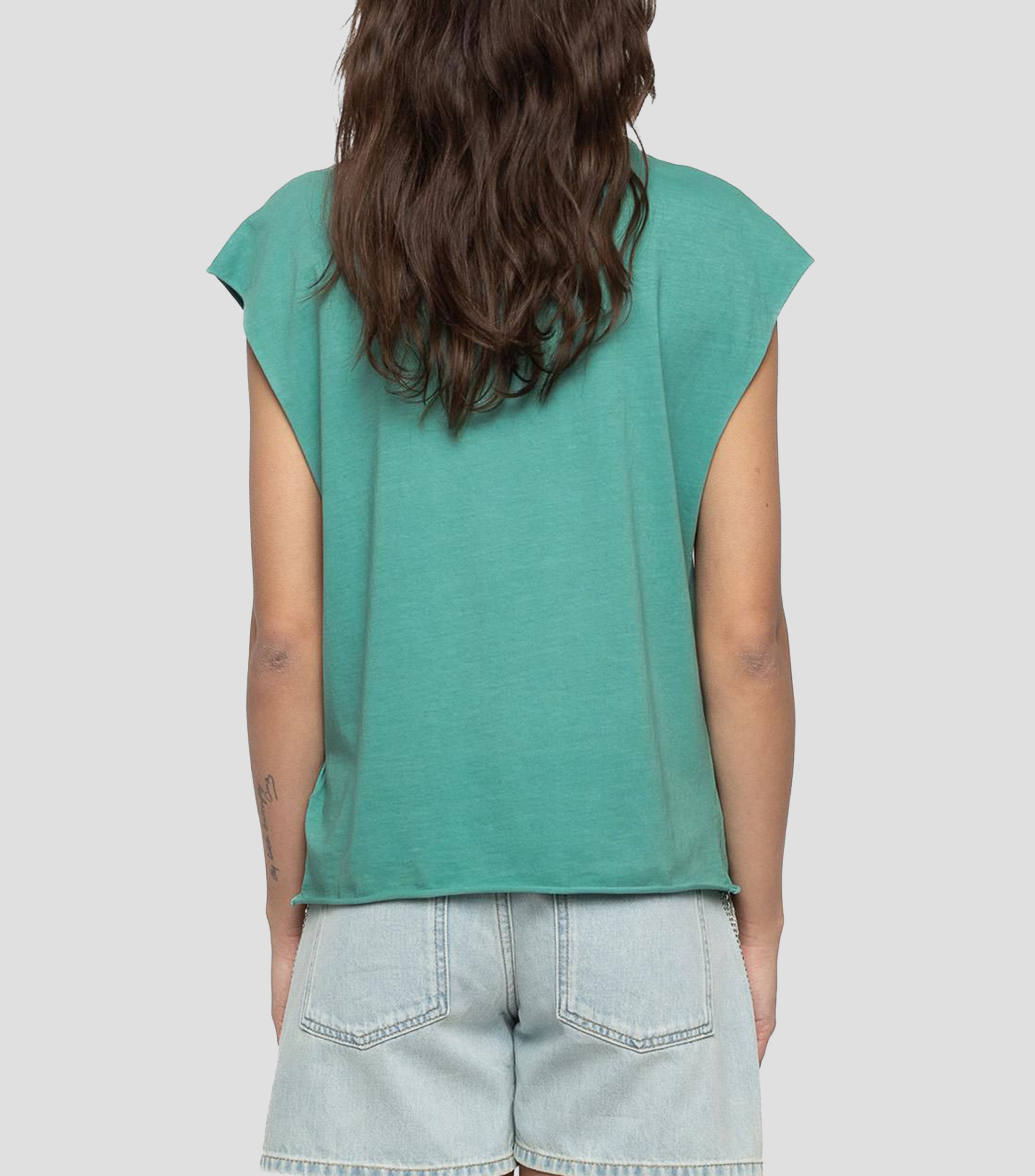 Playera cuello redondo sin mangas fantasía Mujer