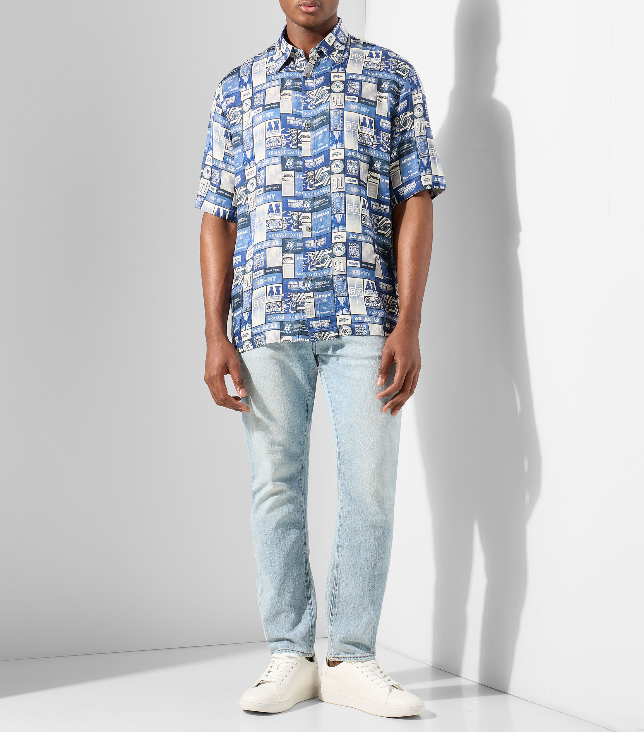 Camisa con estampado manga corta Hombre