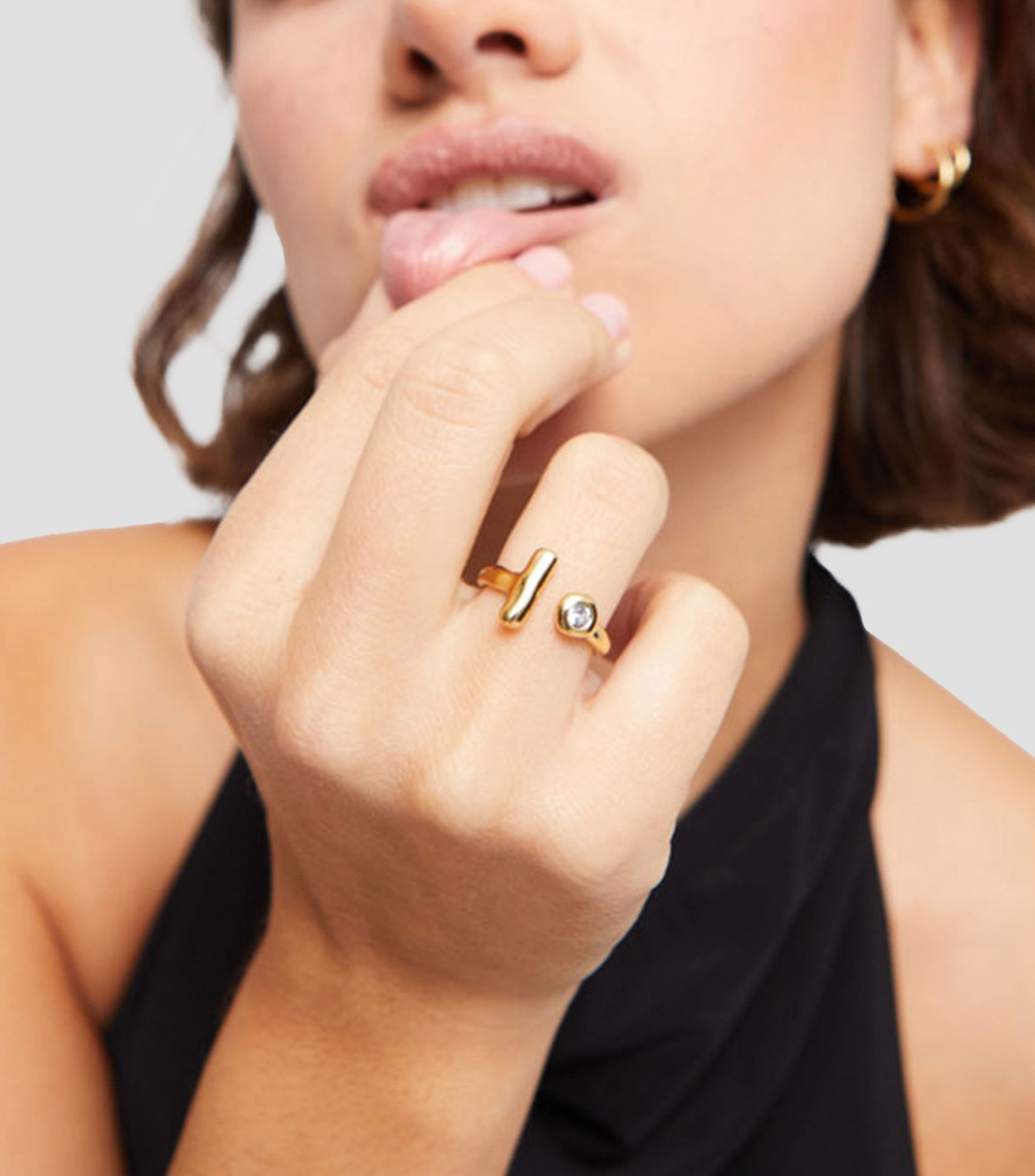 Anillo con incrustación de topacio Mujer