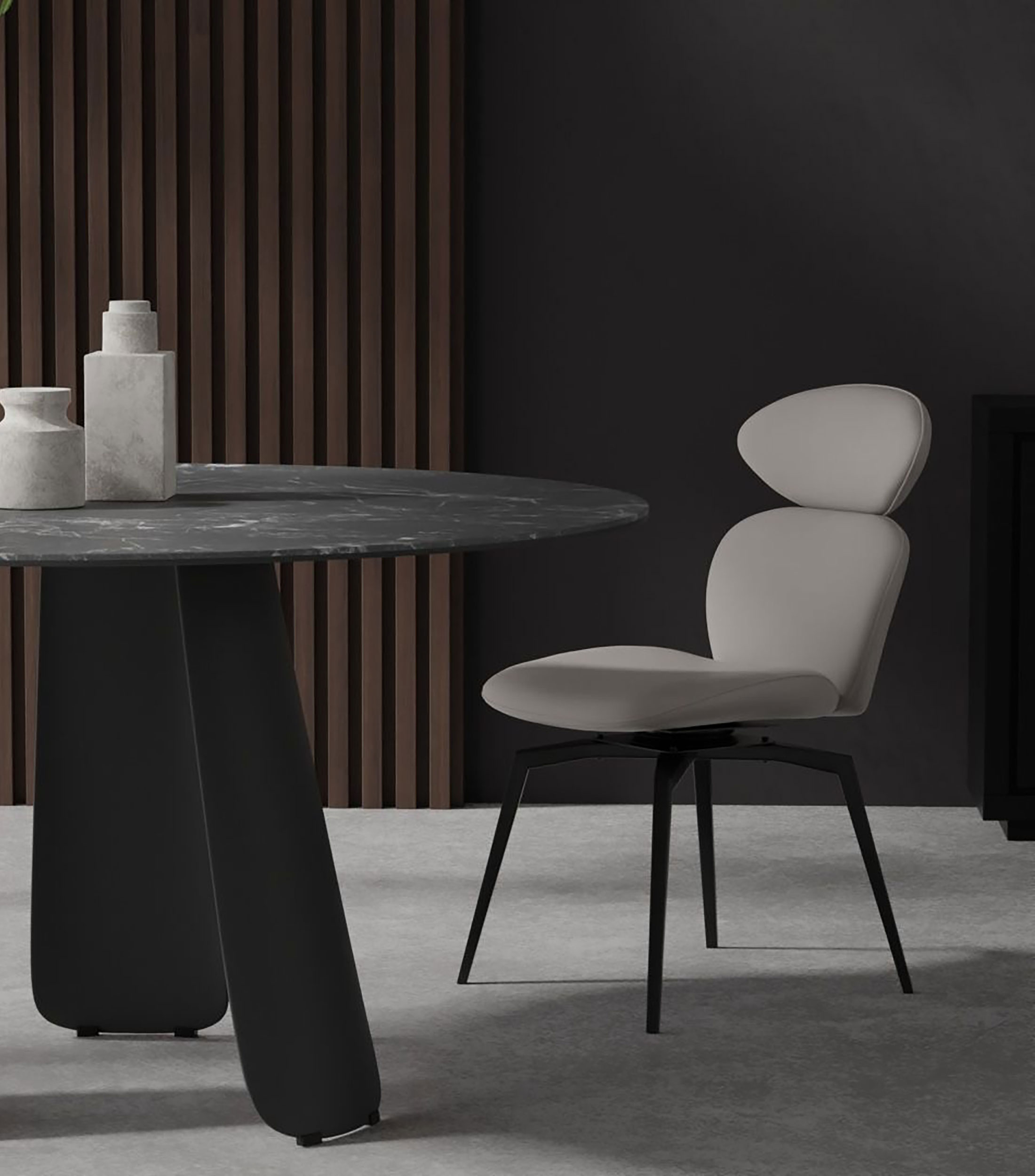 Silla Giratoria para Comedor Antler en PU taupe claro y acero