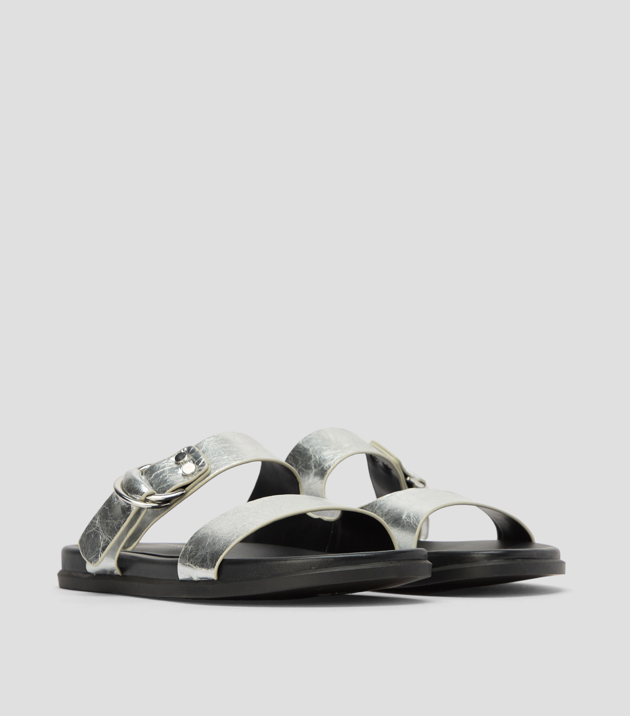 Sandalias casuales planas en piel lisas Mujer