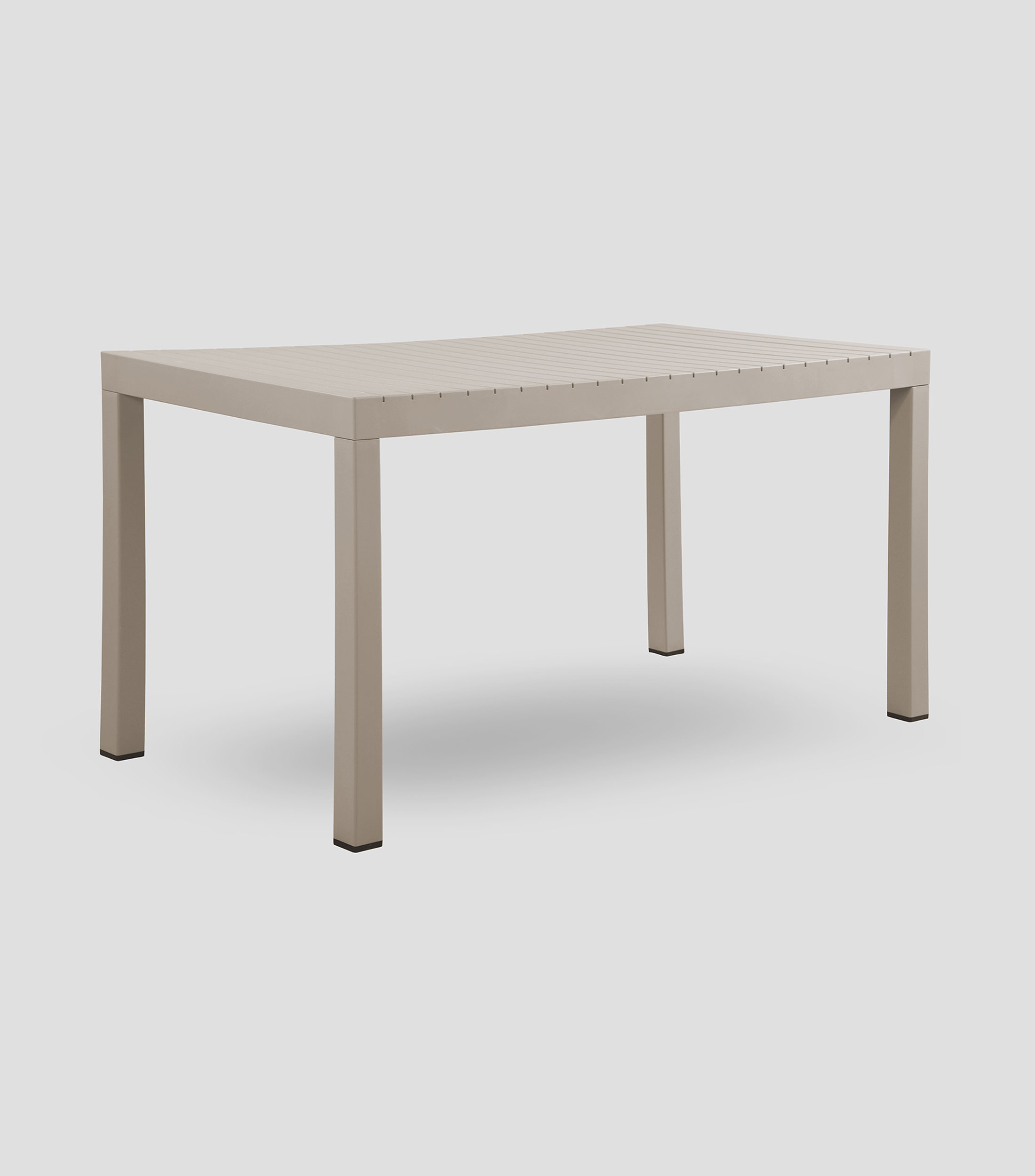 Mesa para exteriores gris en plástico