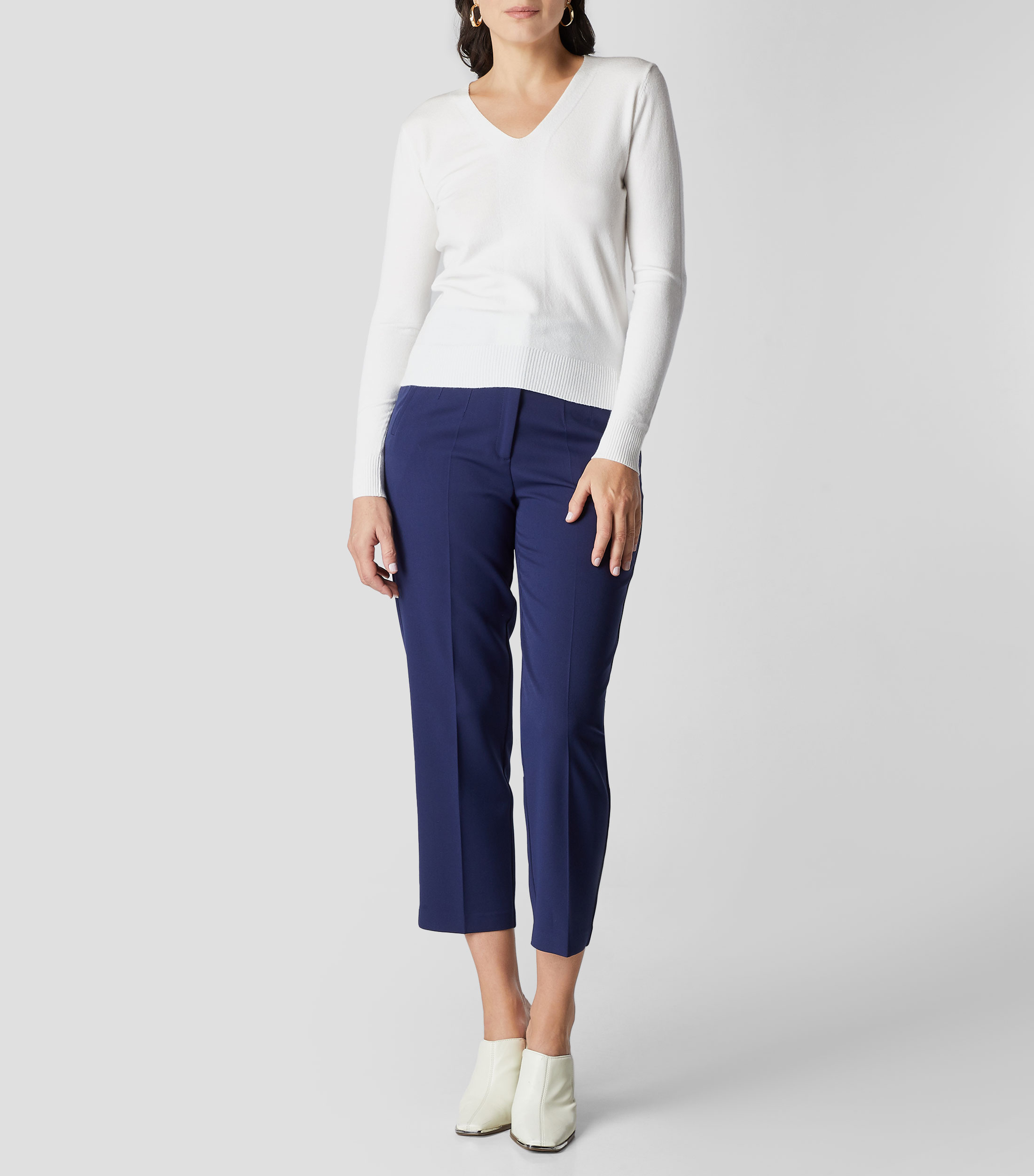 Sueter cuello V Mujer