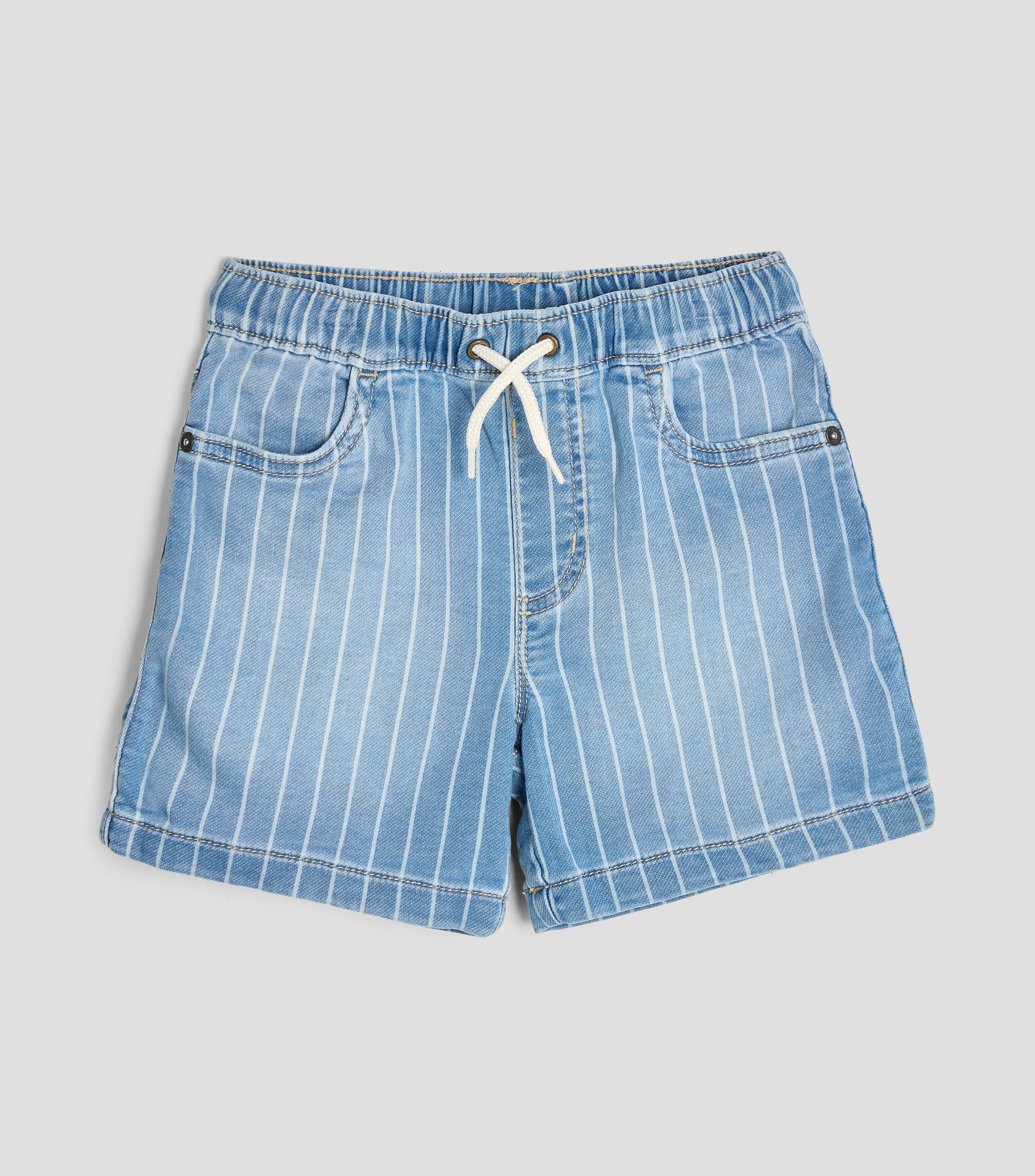 Short de mezclilla con rayas Niño