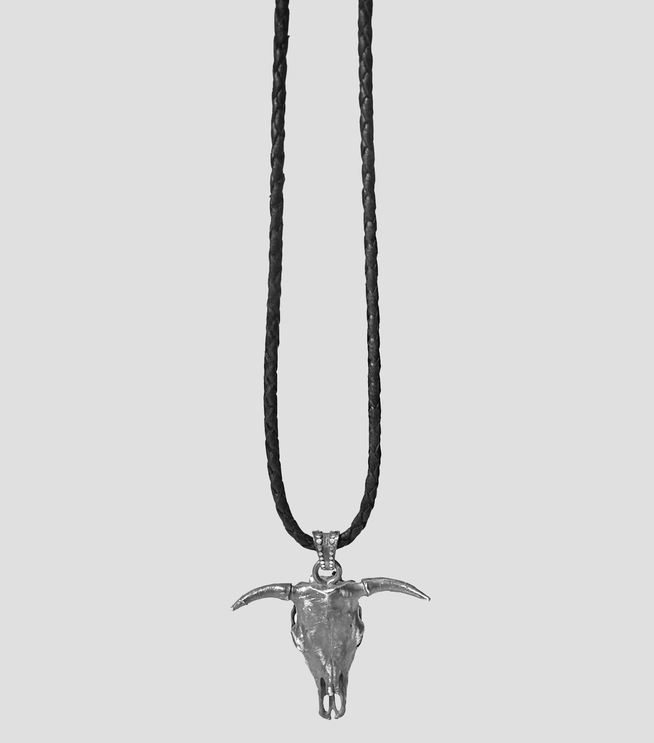 Dije con collar en plata .925 Bull Head Unisex