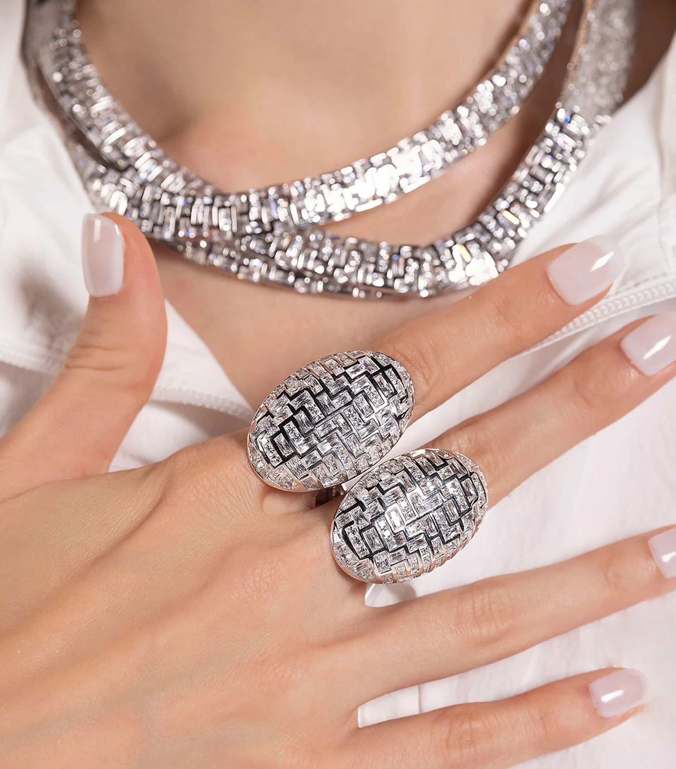 Anillo en plata .925 con incrustación de zirconia Mujer