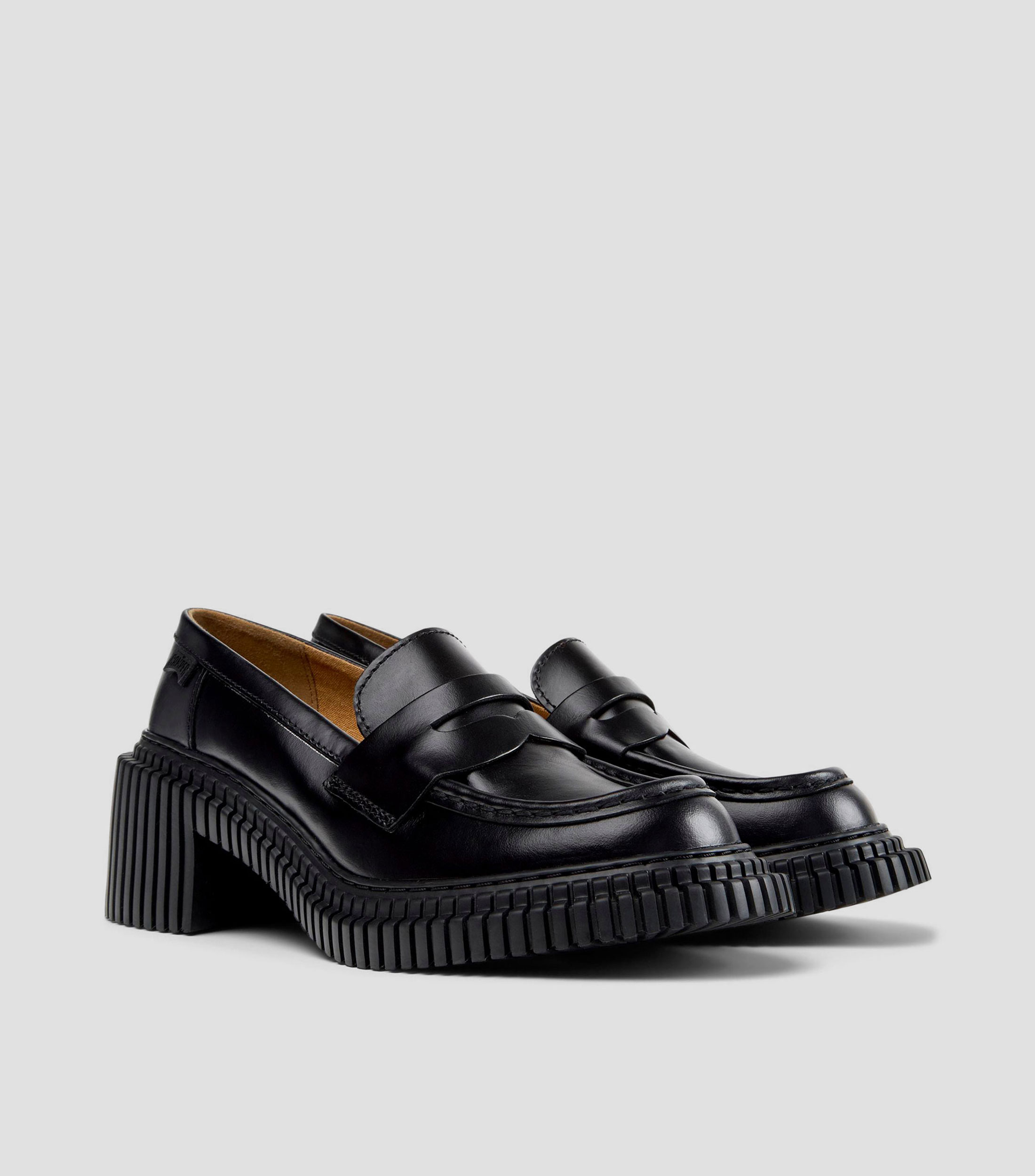 Mocasines con Tacon Ancho Mujer