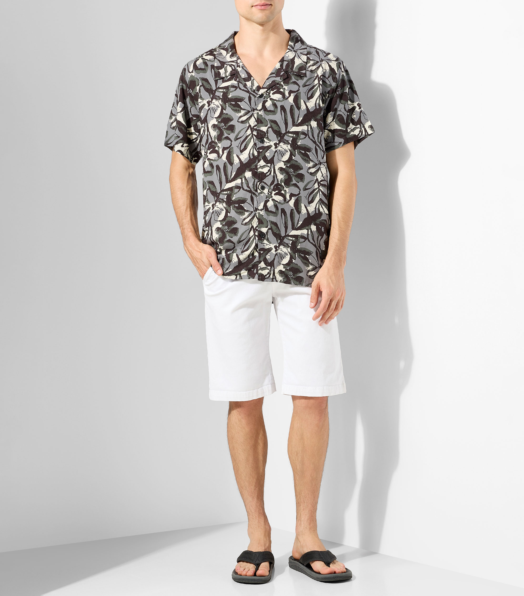 Camisa estampada de manga corta Hombre