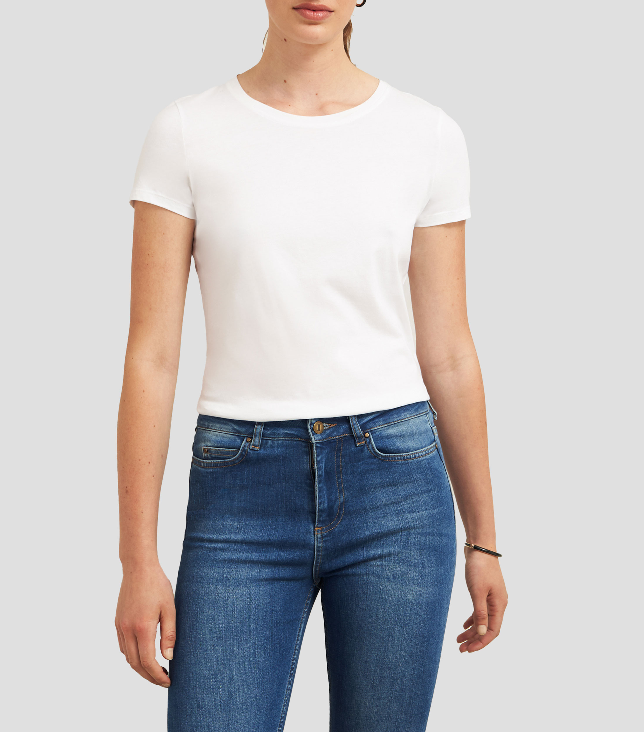 Playera cuello redondo manga corta Mujer