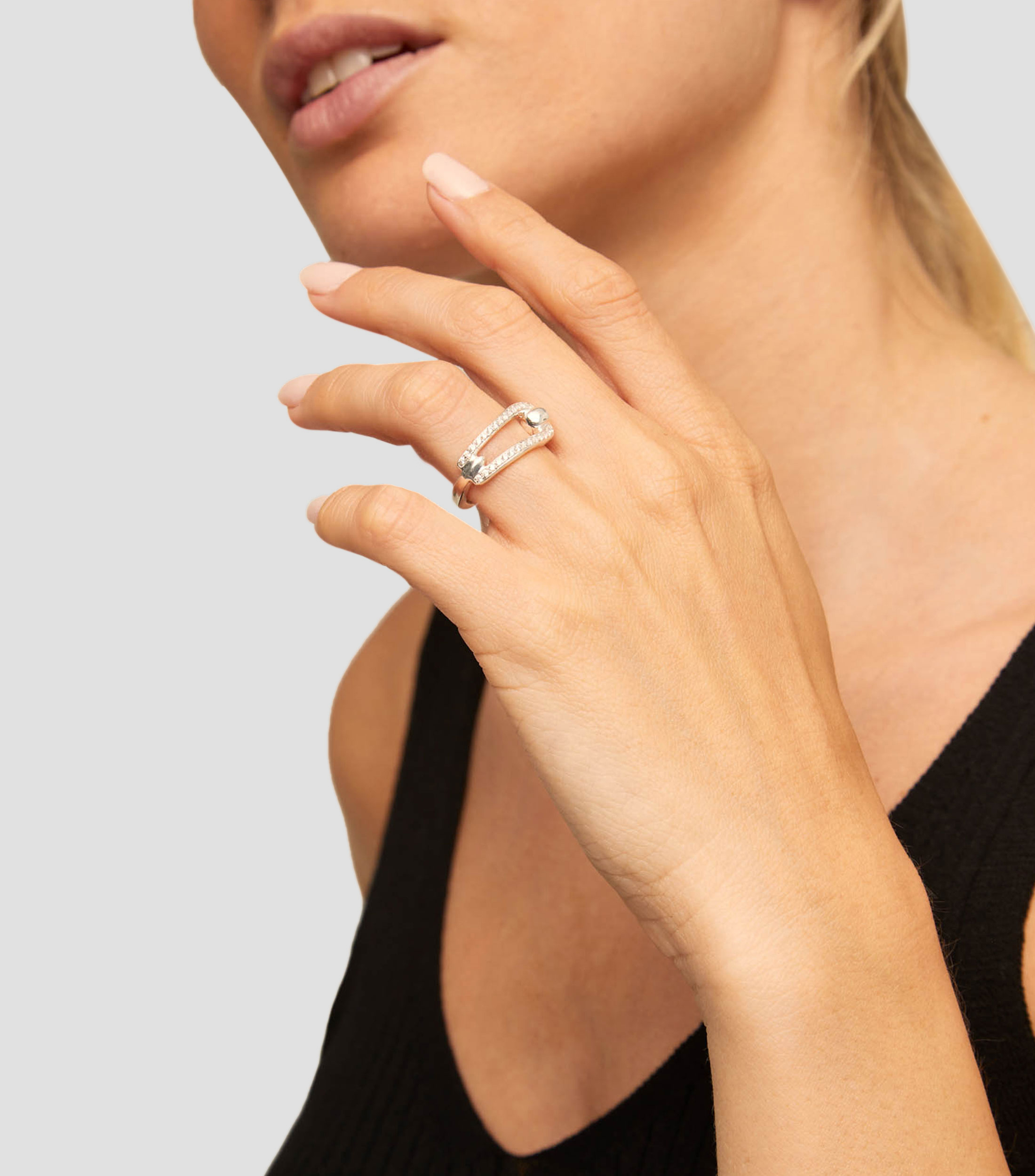 Anillo Prosperity con topacios Mujer
