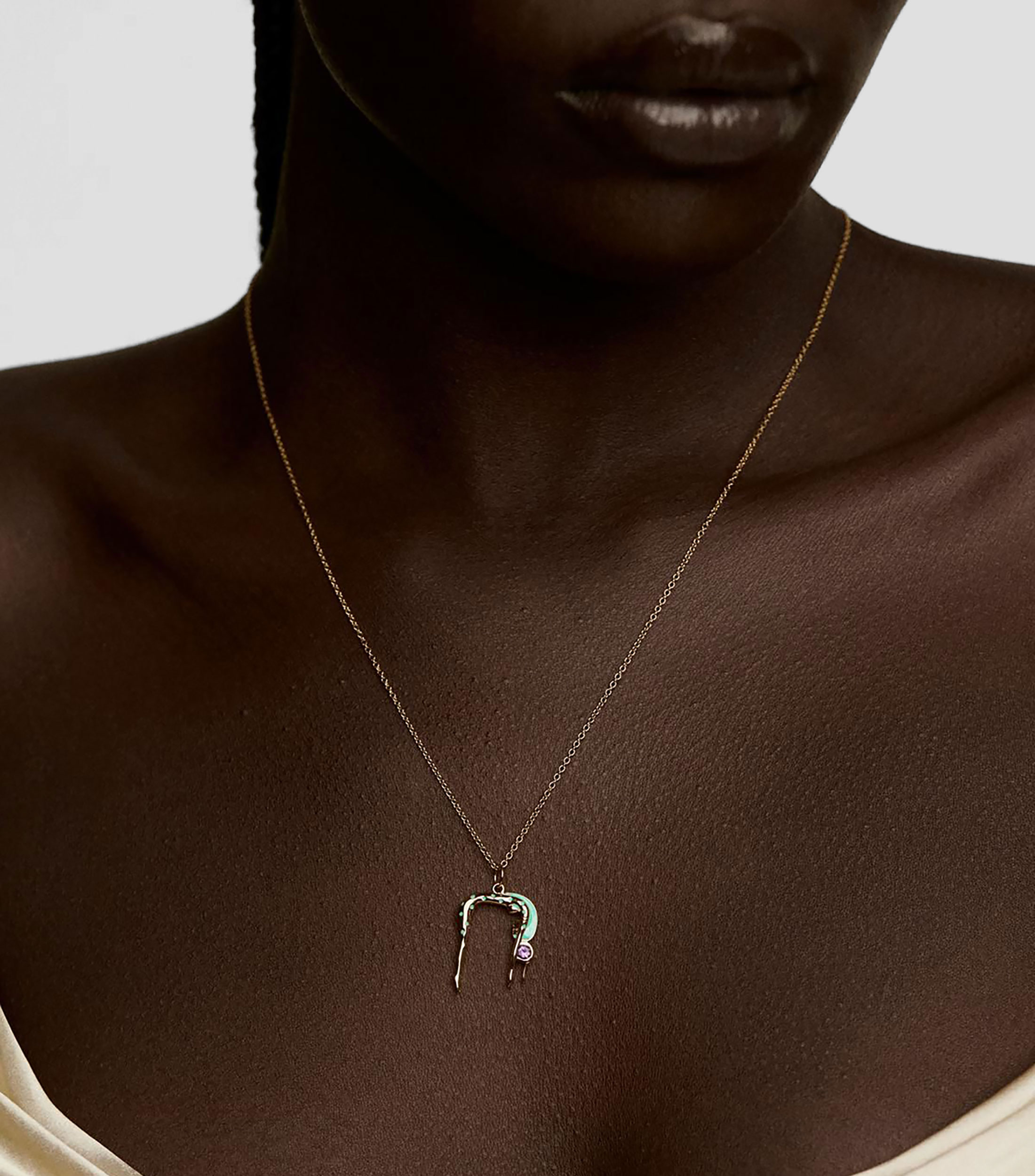 Charm de diosa Nut en plata .925 Cul de Sac con amatista Mujer