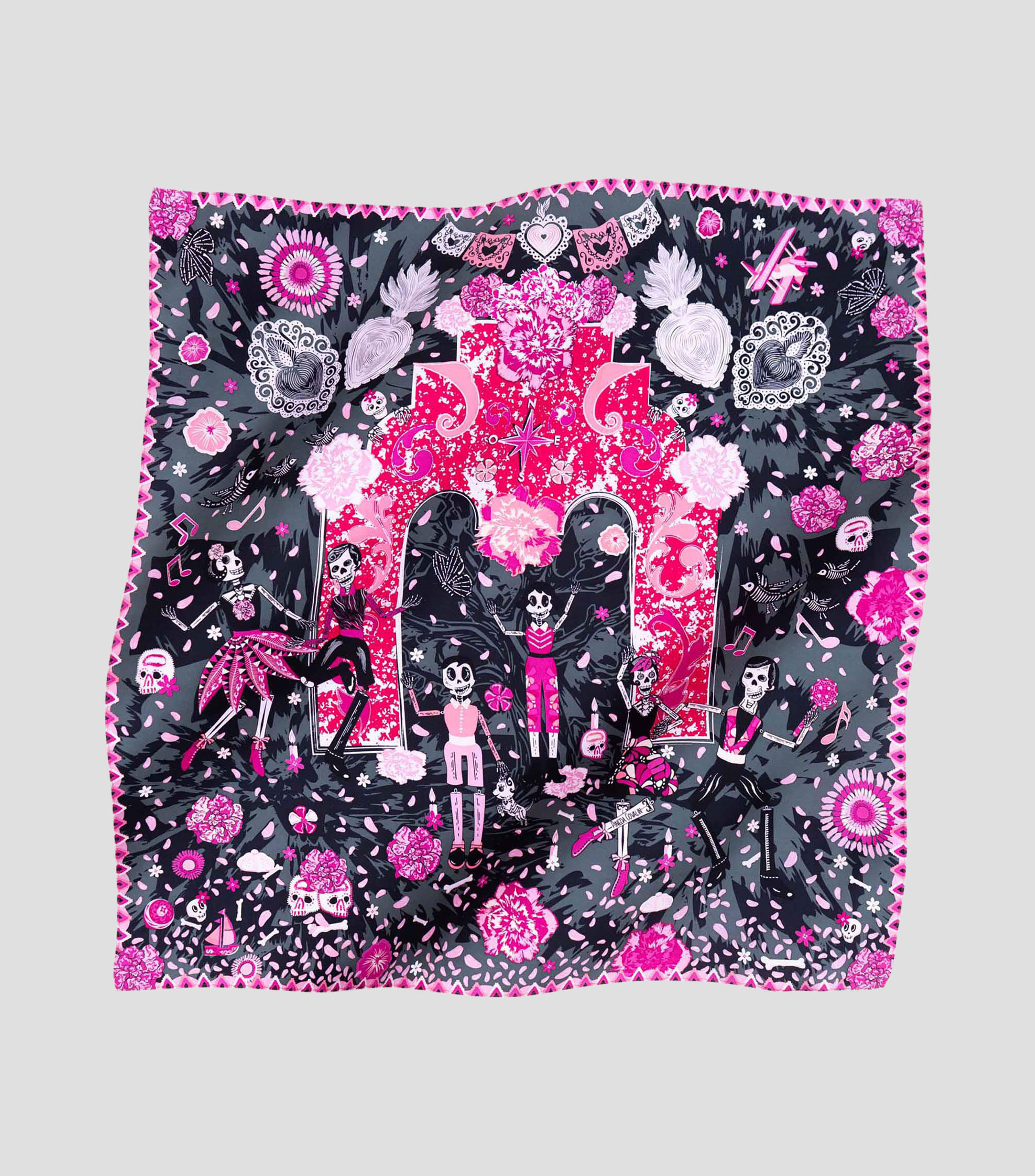 Mascada en seda negra con rosa Mujer