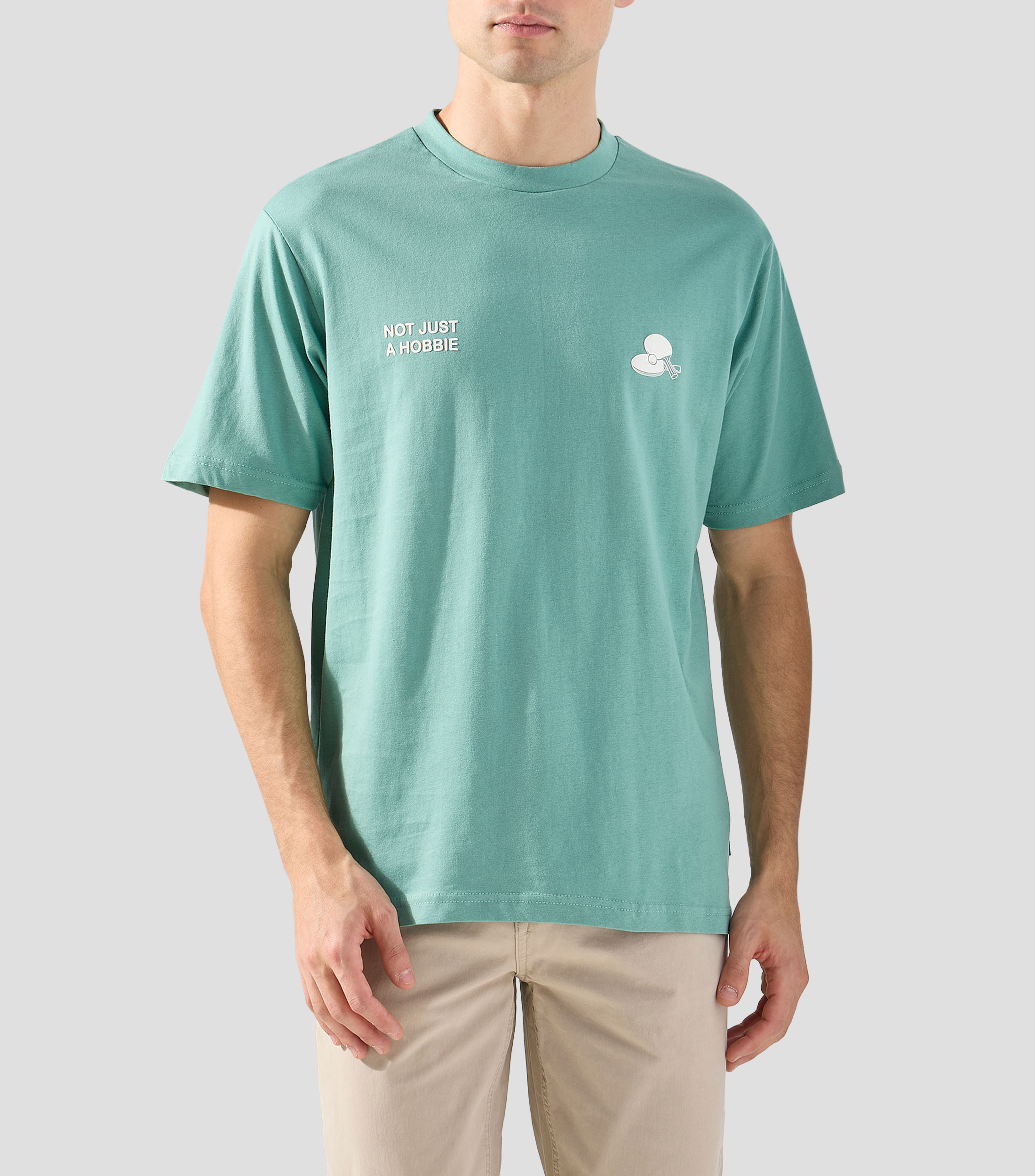 Playera de cuello redondo con manga corta estampada Hombre
