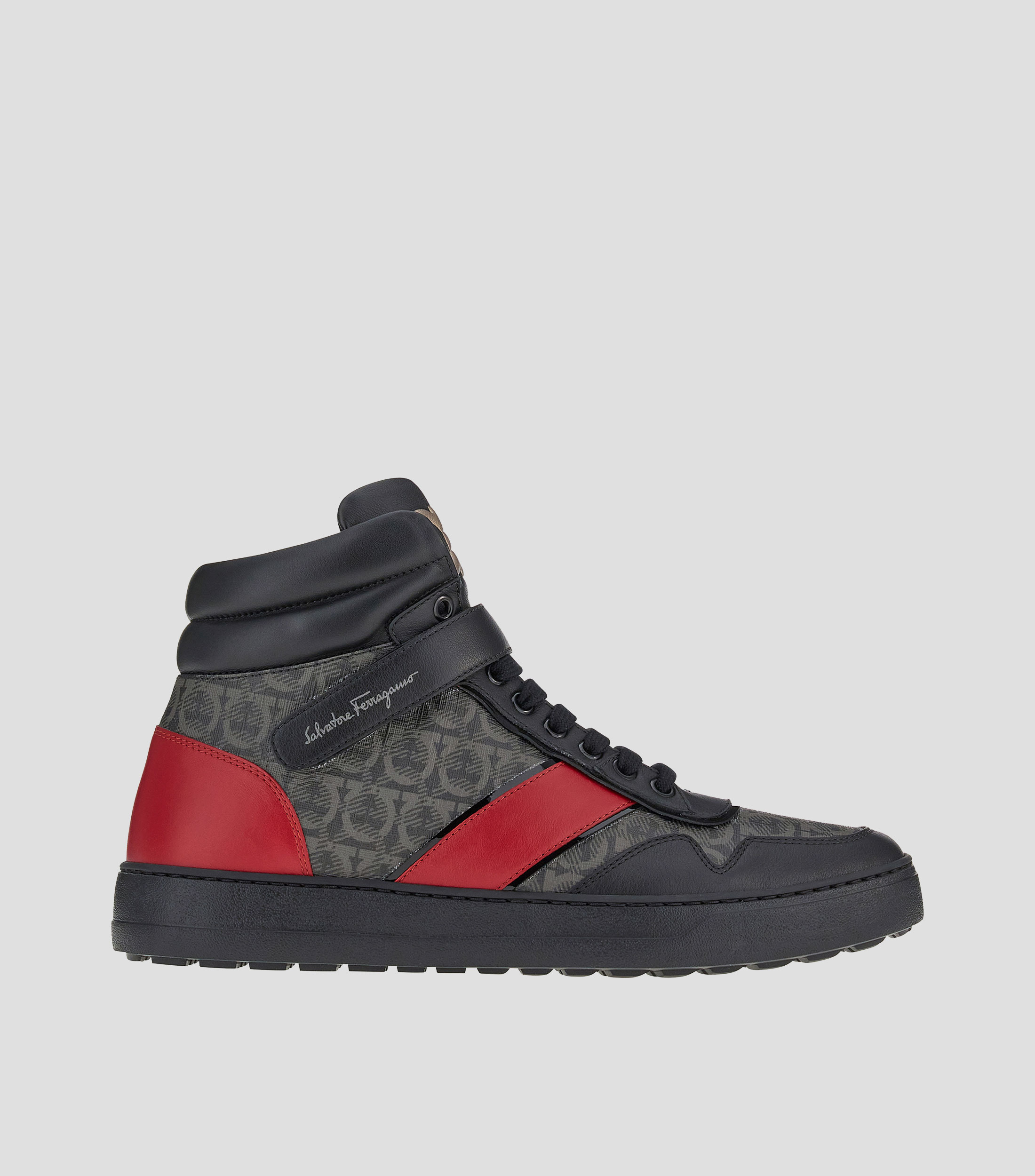 Ferragamo tenis 2025