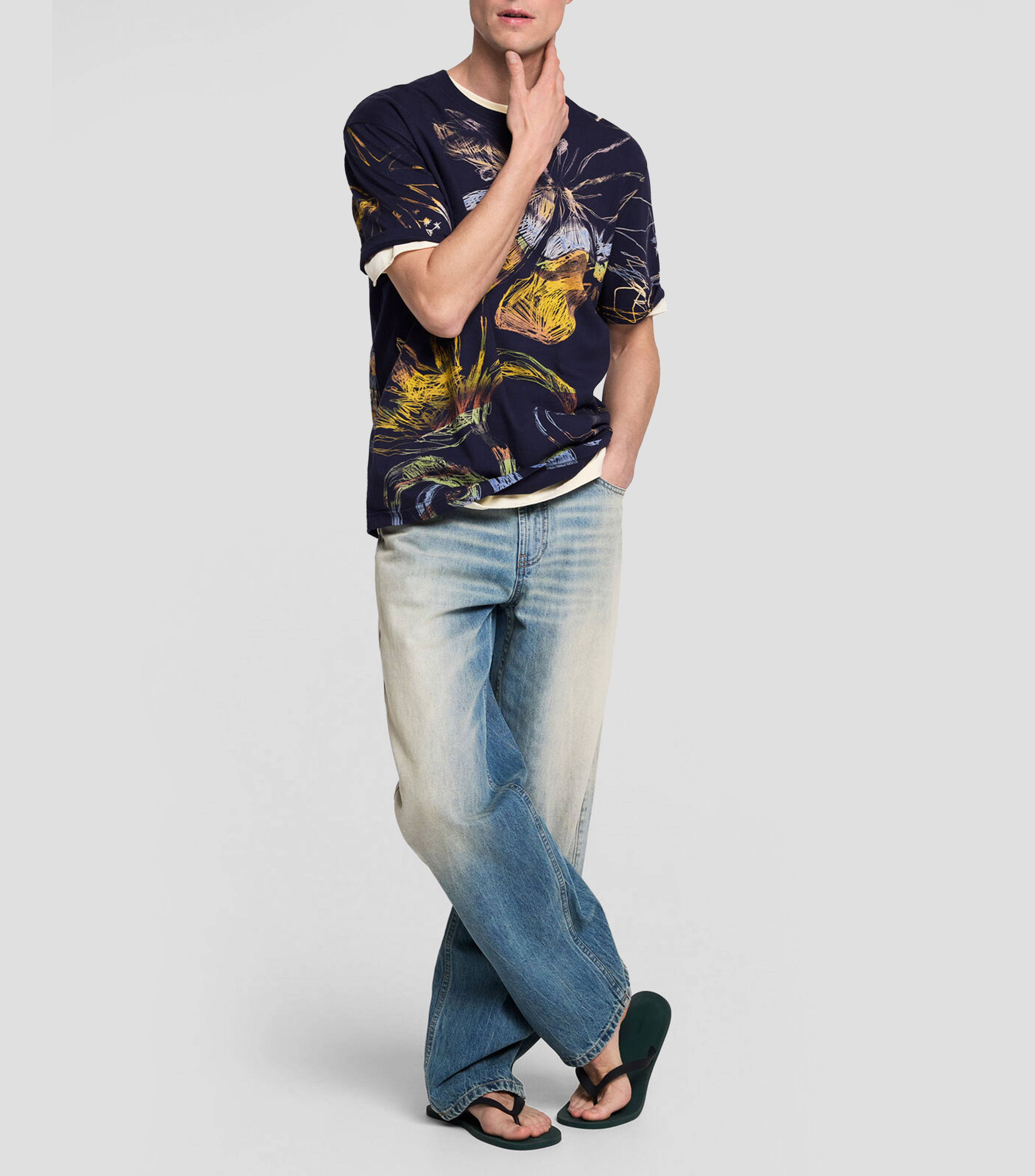 Playera cuello redondo manga corta estampada Hombre