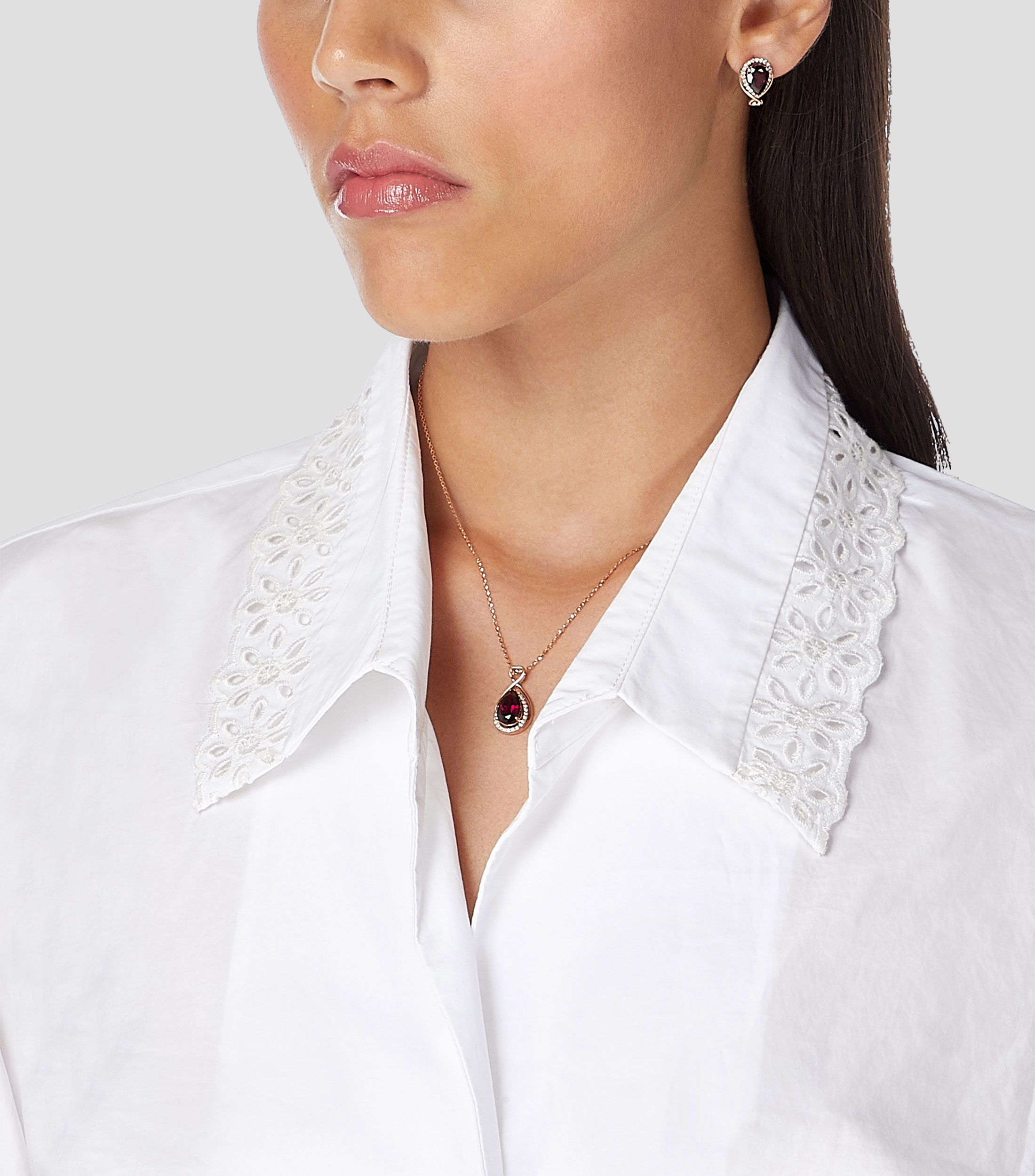 Aretes en oro rosa de 14 kilates con rodolita y diamantes Mujer
