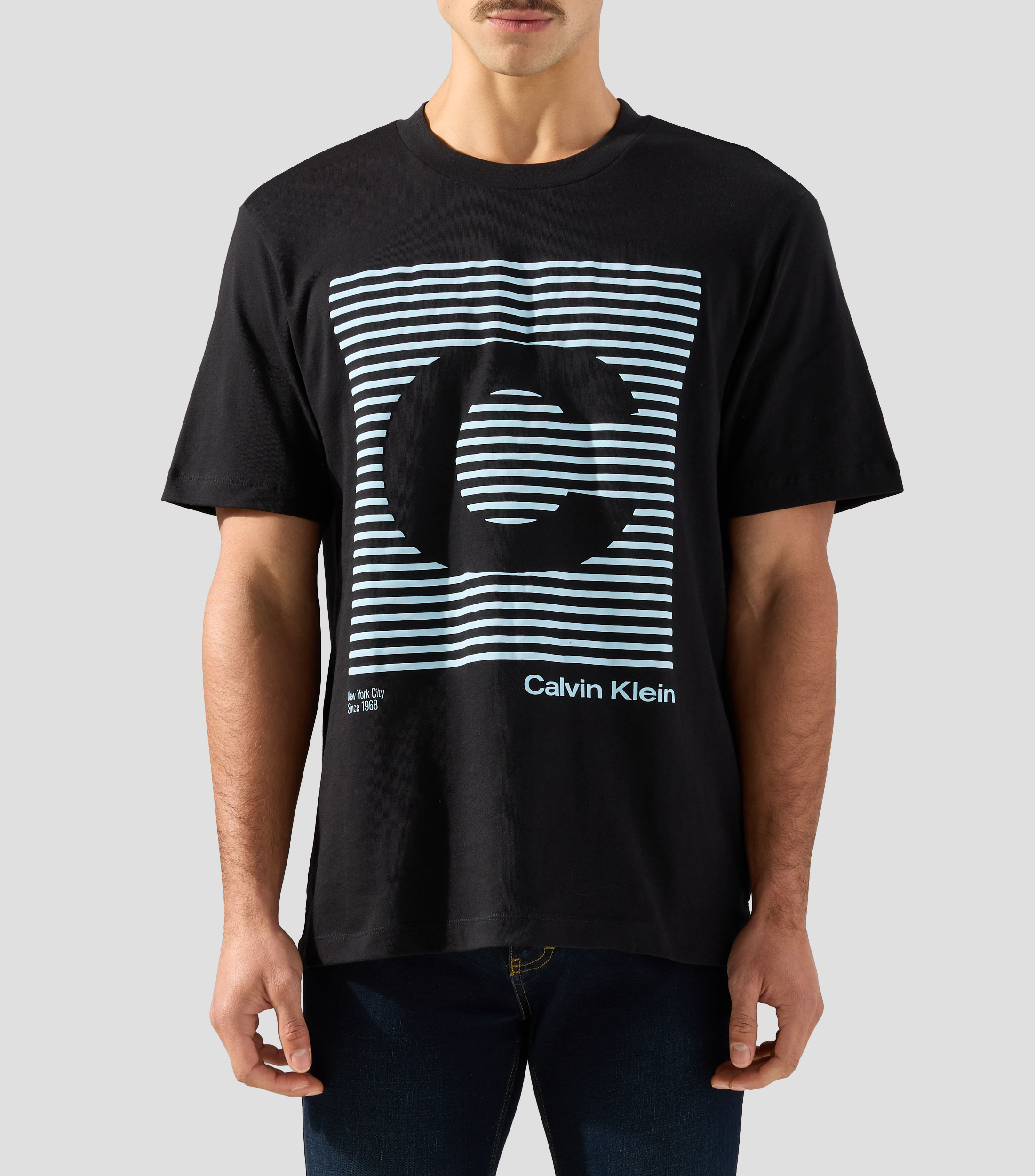 Playera cuello redondo manga corta con estampado Hombre