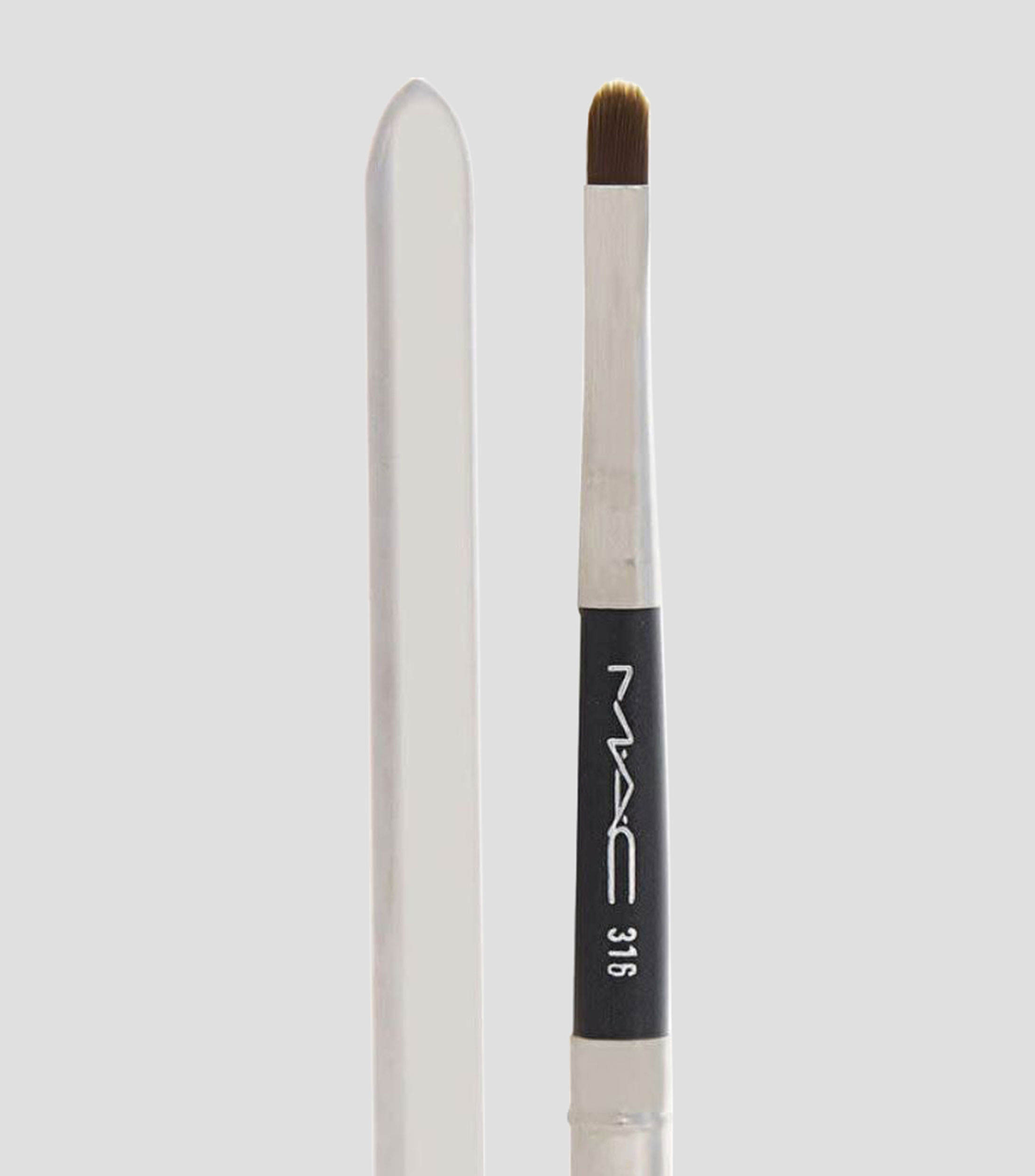 Brocha Pincel para labios 316 Lip Brush Covered