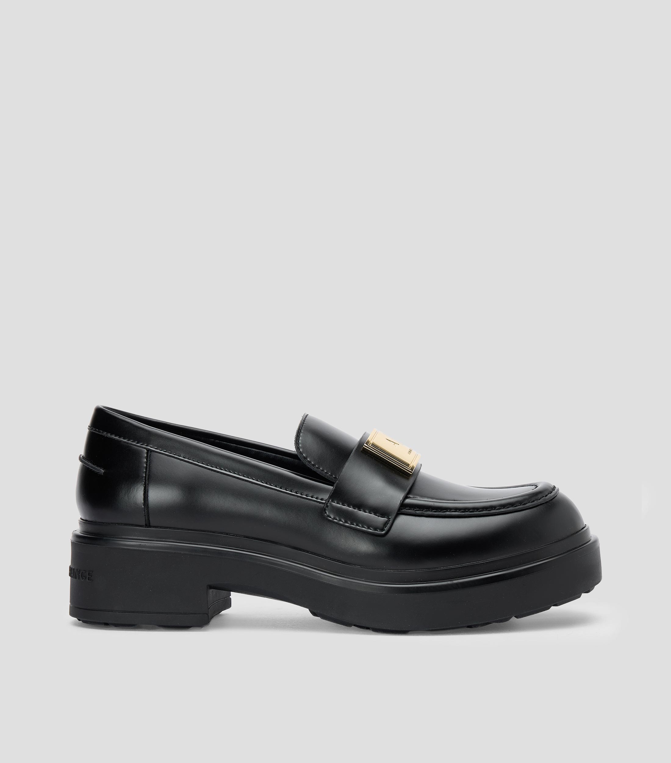 Mocasín en piel con tacón medio y ancho Mujer