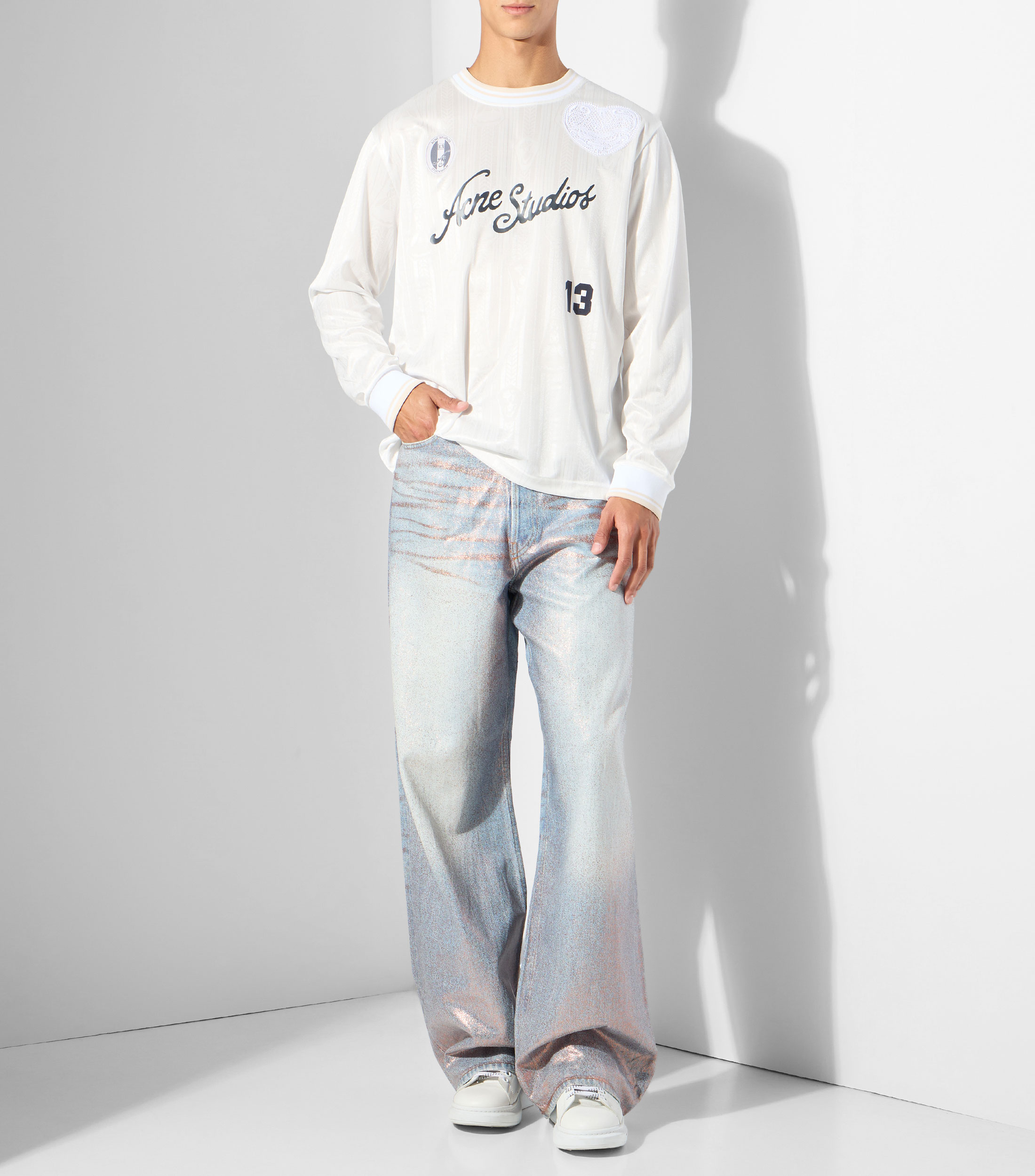 Playera de cuello redondo con manga larga estampada Hombre