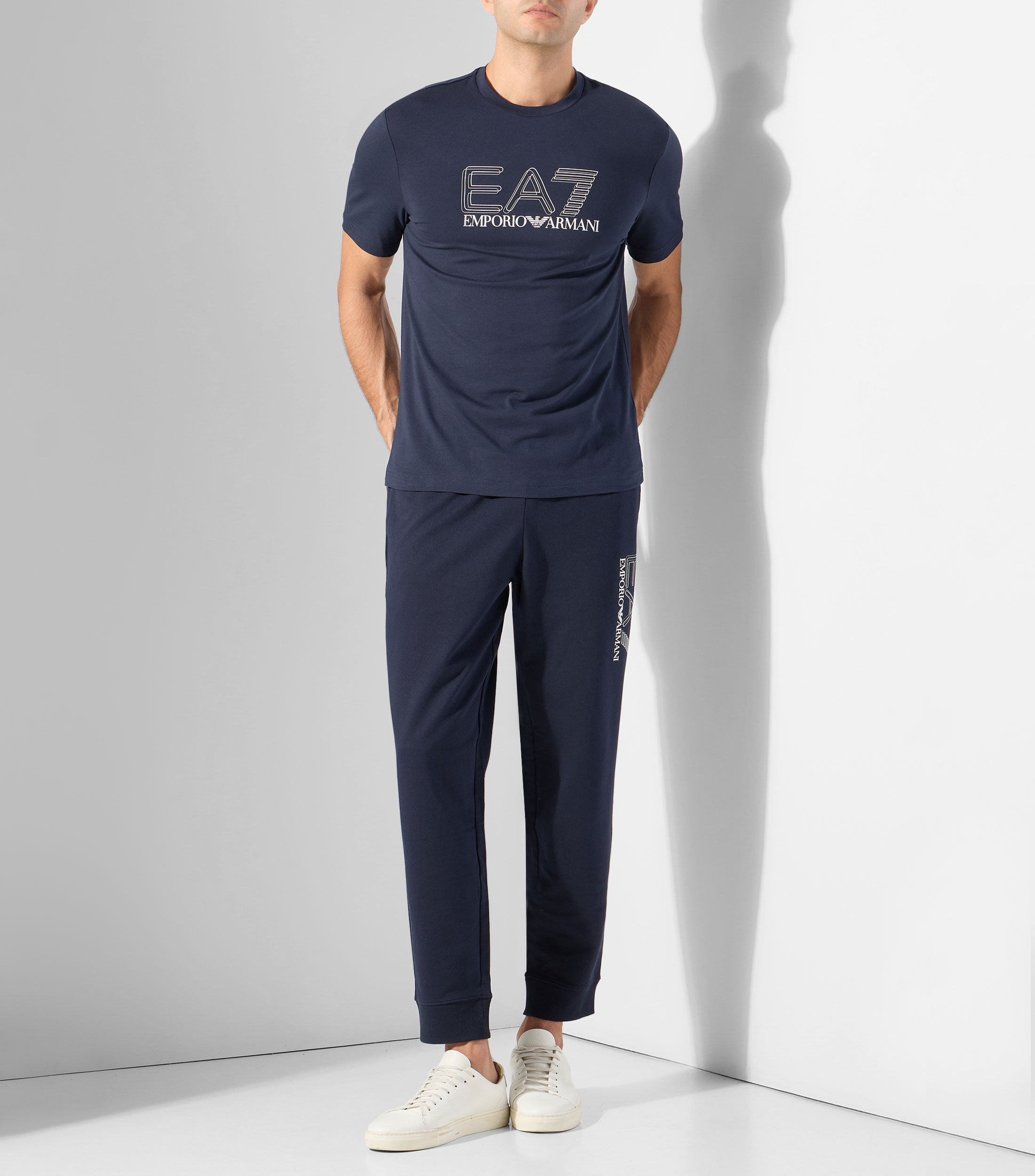 Playera cuello redondo manga corta estampada Hombre