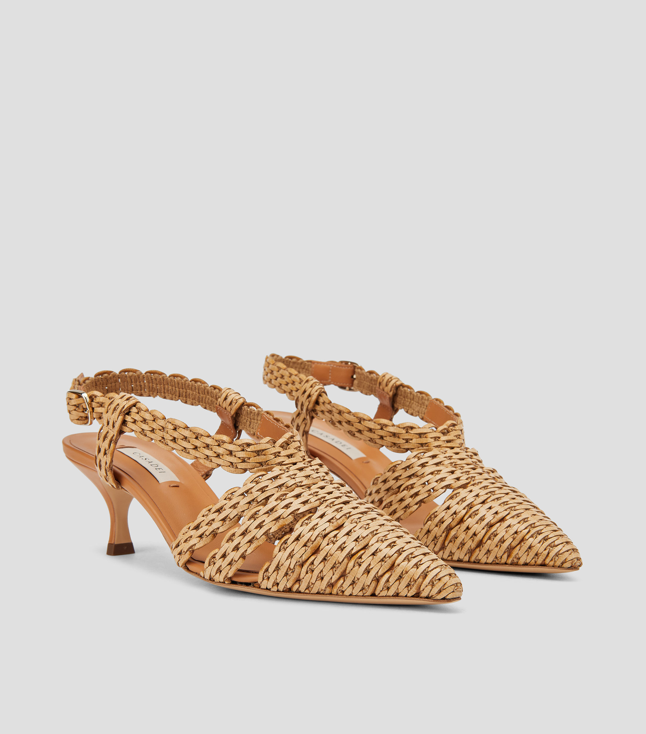 Zapatillas con tacón bajo de aguja Mujer