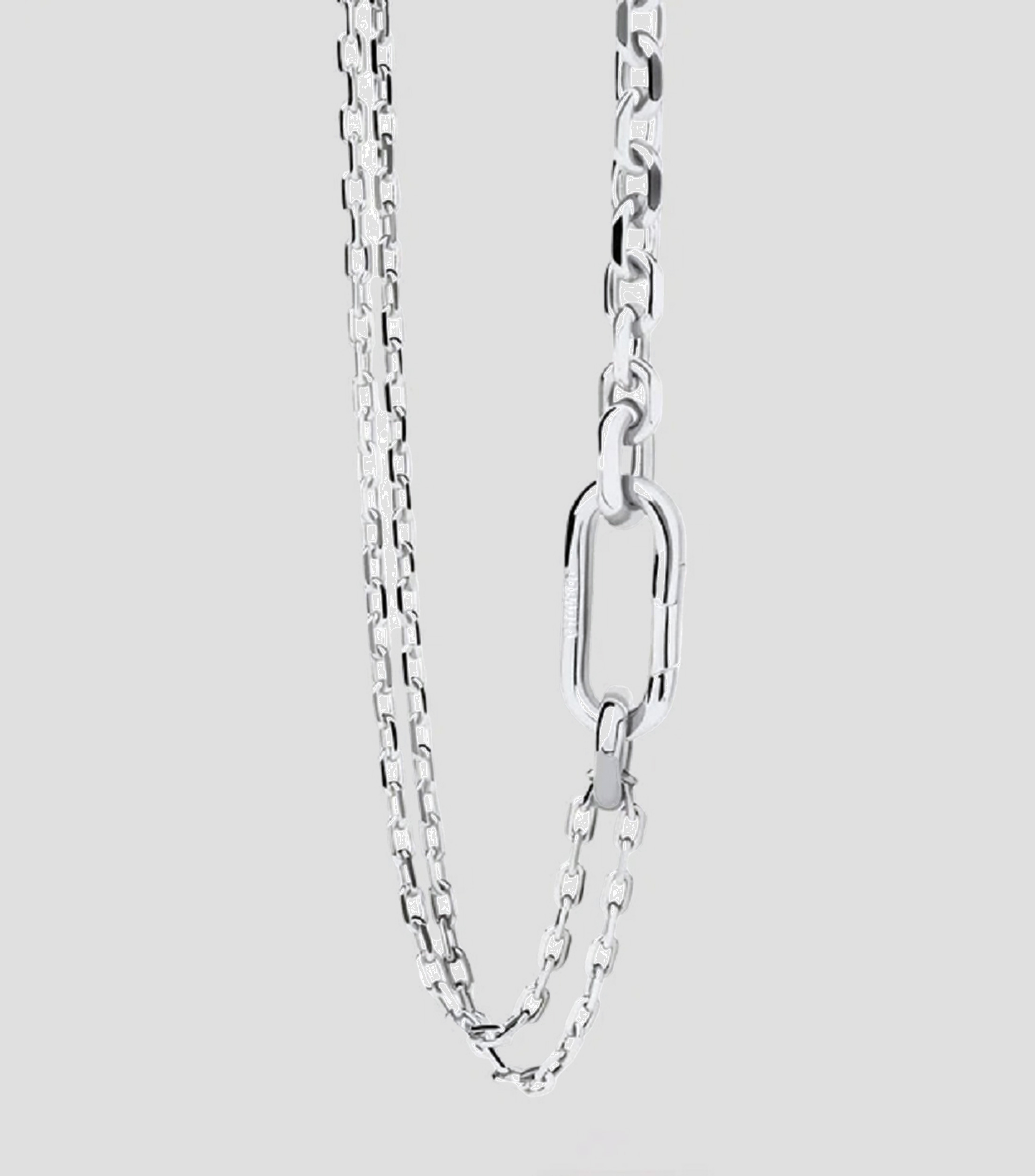 Collar Essentials Mujer