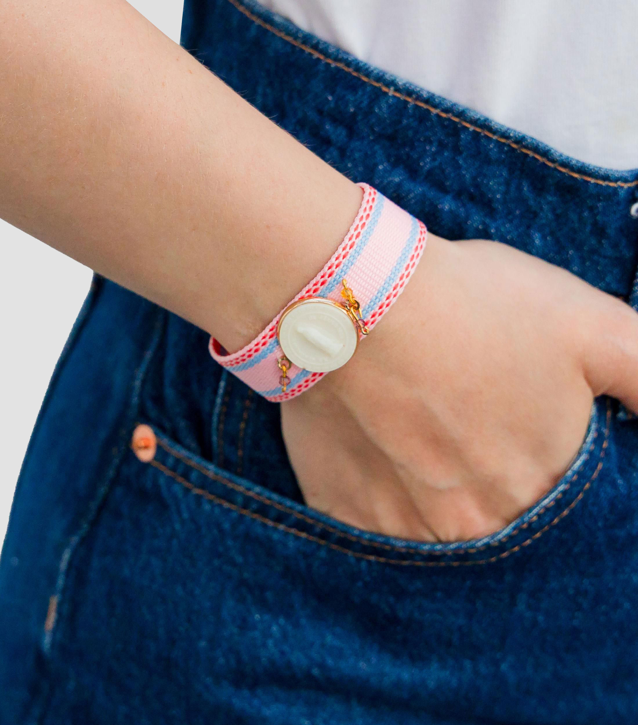Pulsera multicolor con resina Mujer