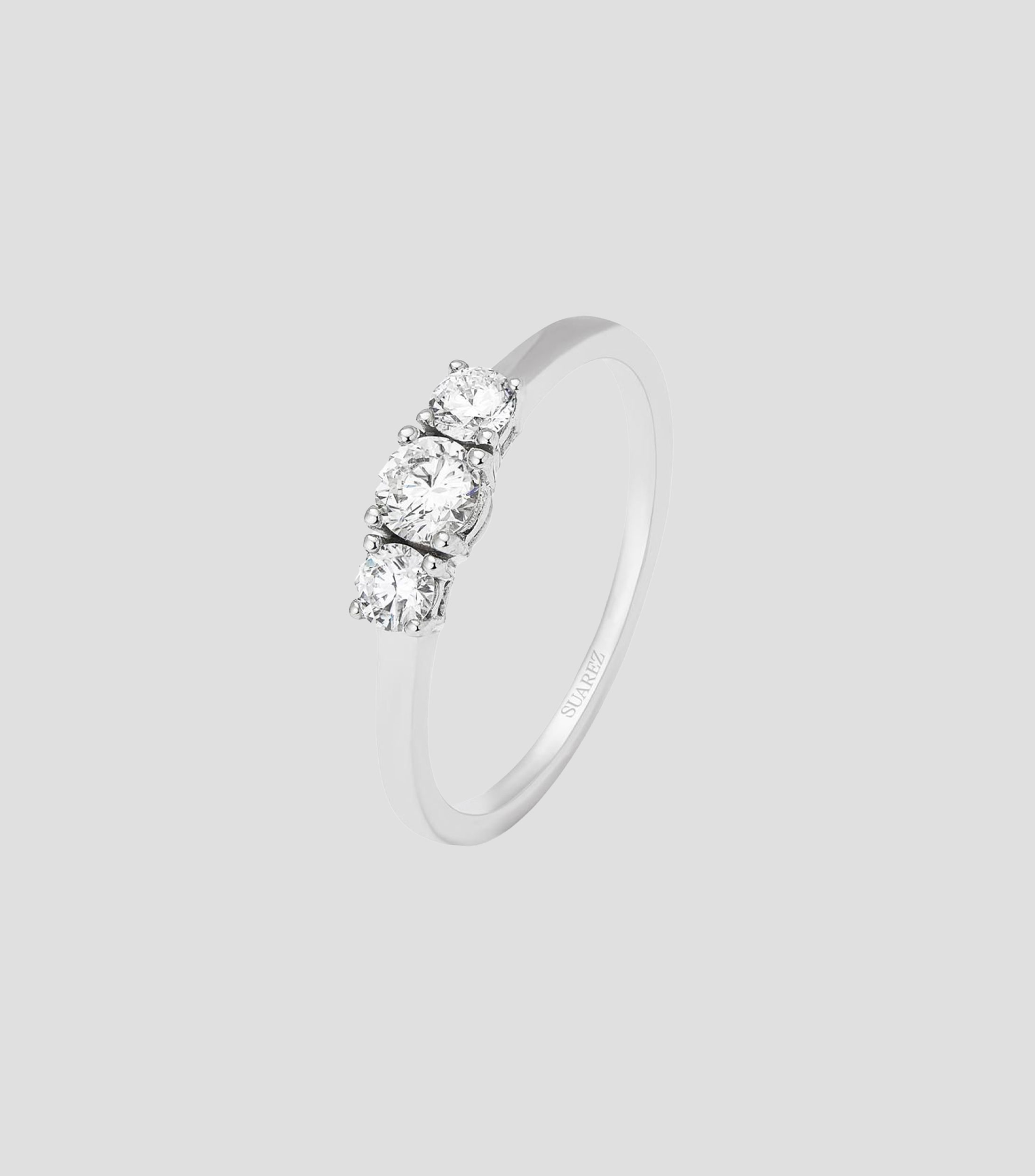 Anillo solitario en Oro blanco de 18 Kilates con diamante Mujer