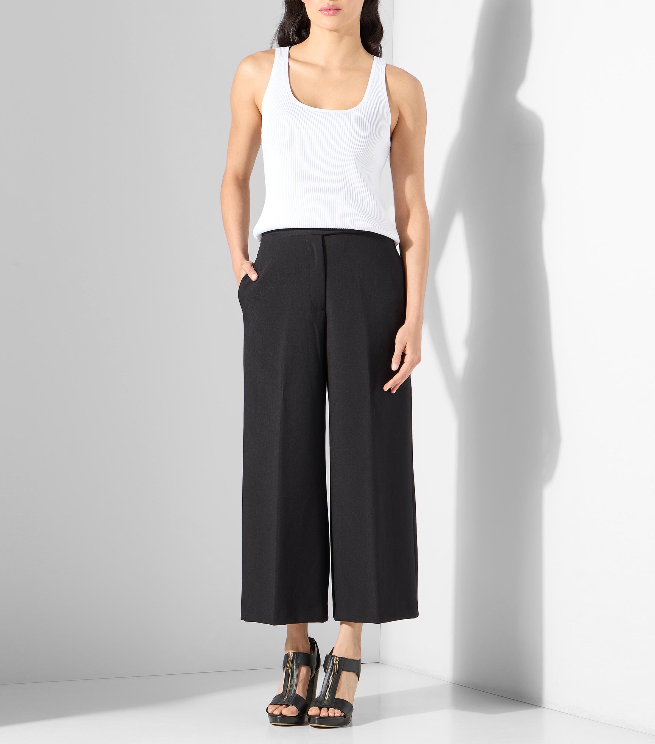 Tank top cuello redondo sin mangas liso Mujer