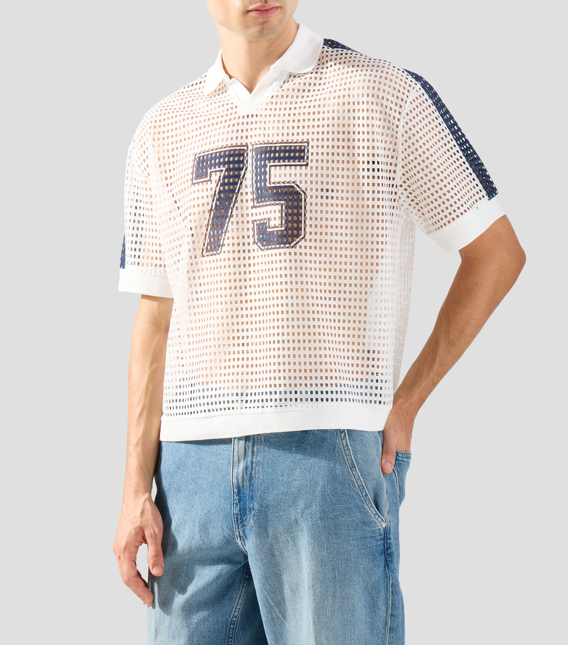 Playera tipo polo manga corta estampada Hombre