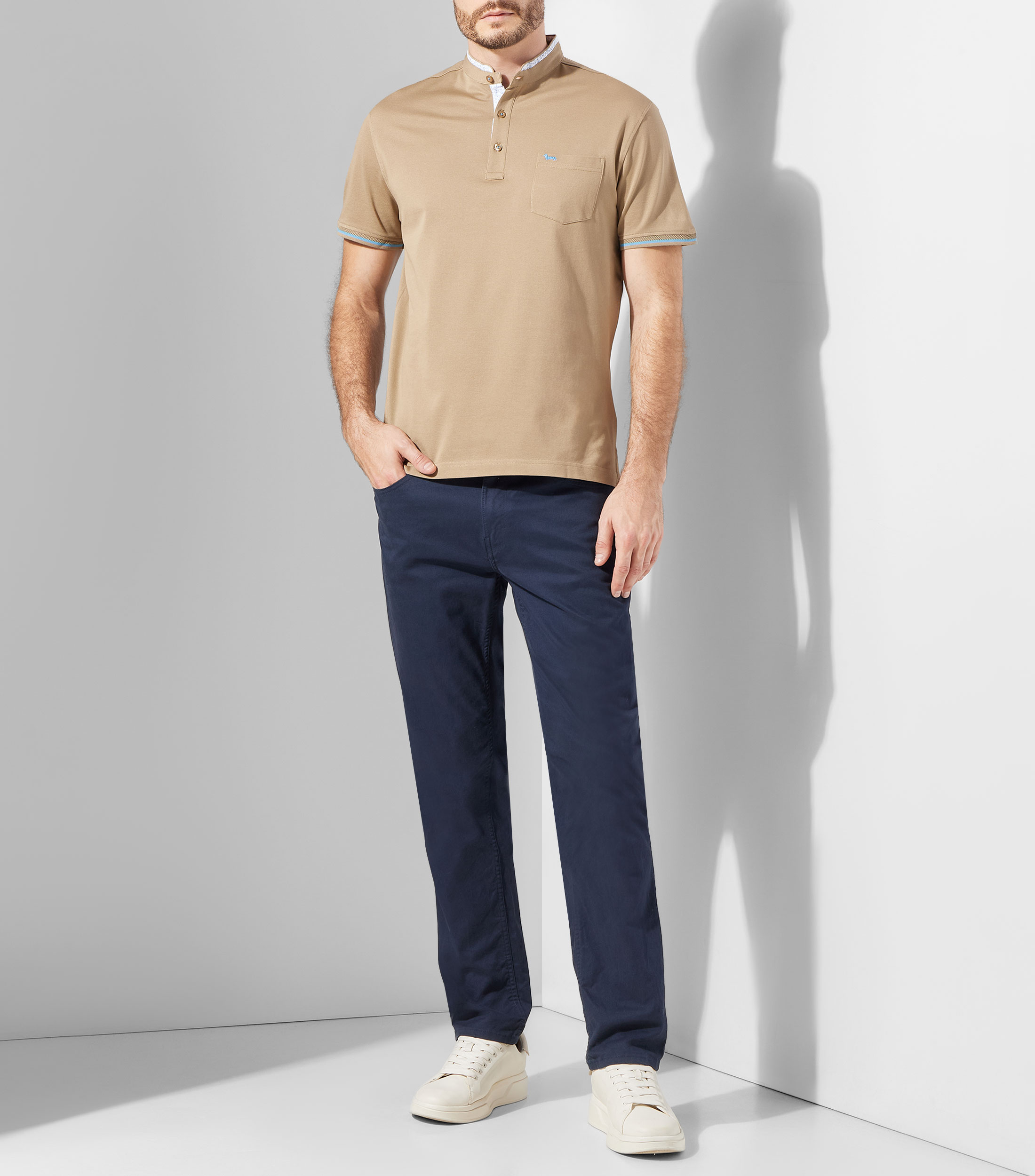 Playera cuello mao manga corta lisa Hombre