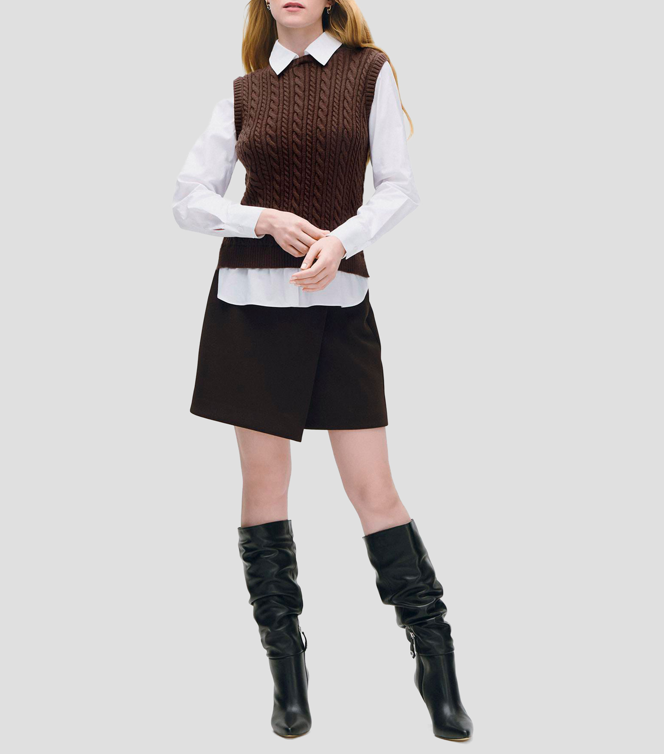Chaleco Tejido de Cable Chocolate Camisa Simulada Mujer