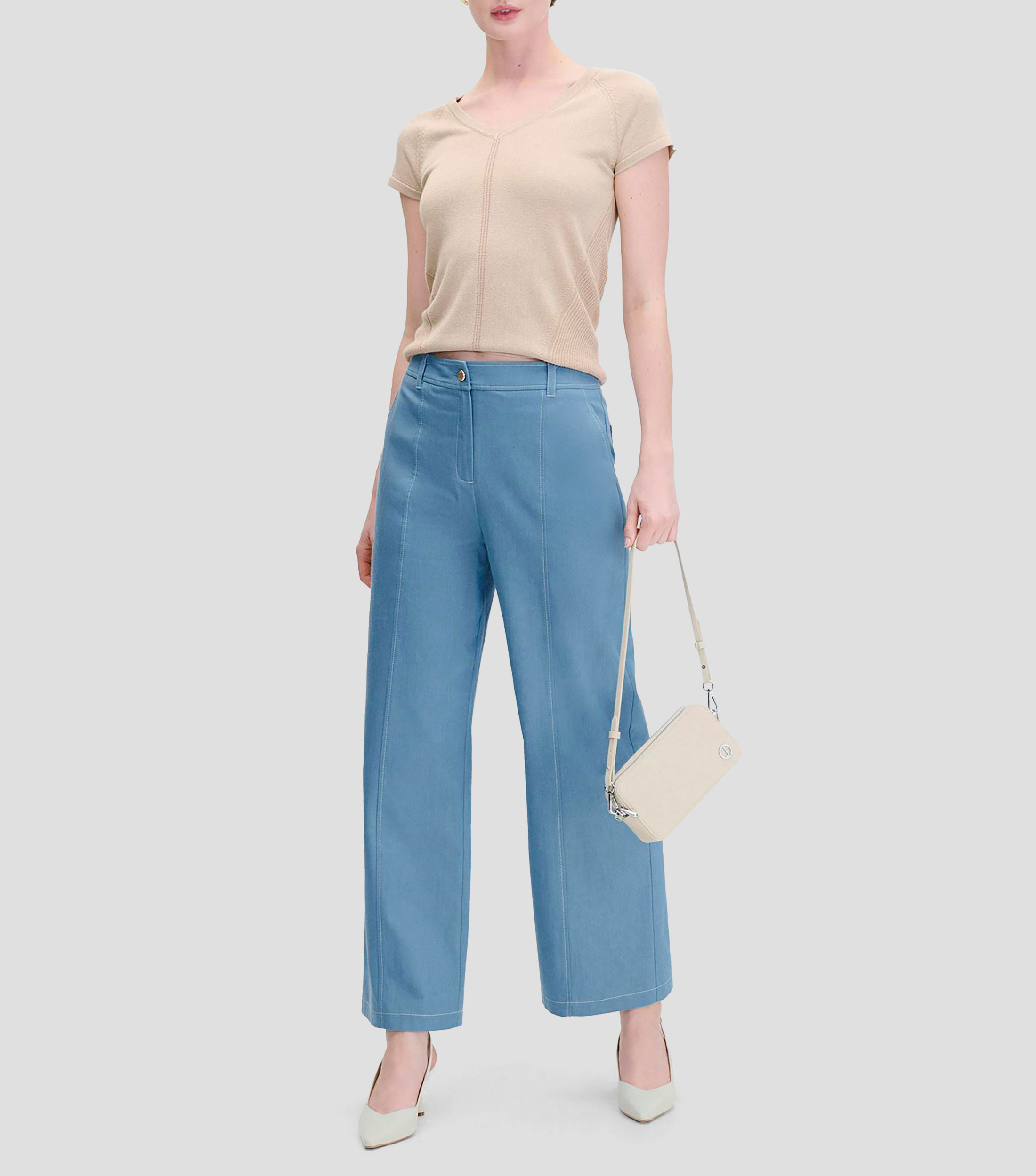 Blusa Tejido Combinado Beige con Lúrex Escote V Mujer